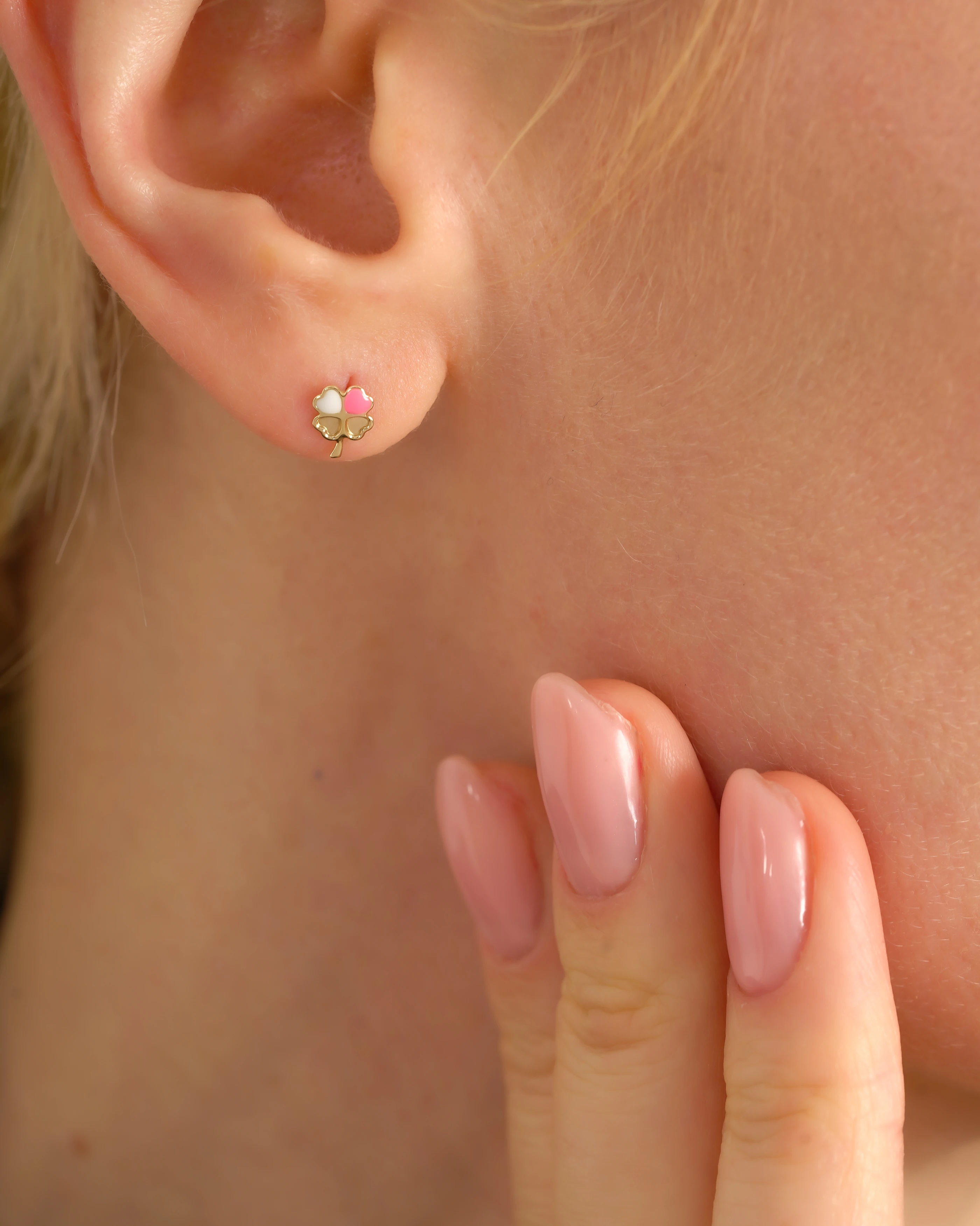 8 Ayar Altın Pembe-Beyaz Yonca Küpe