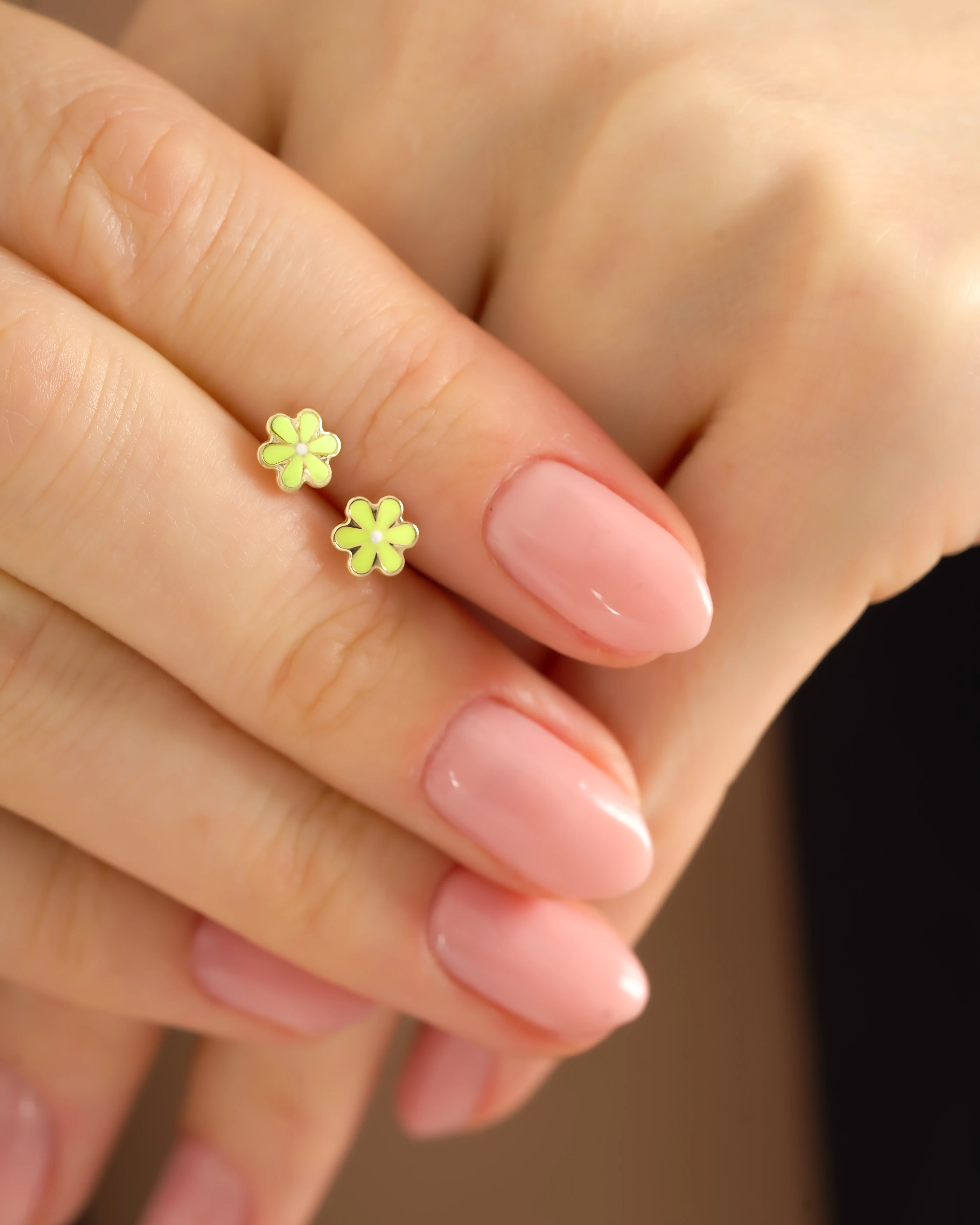 8 Ayar Altın Sarı Çiçek Küpe