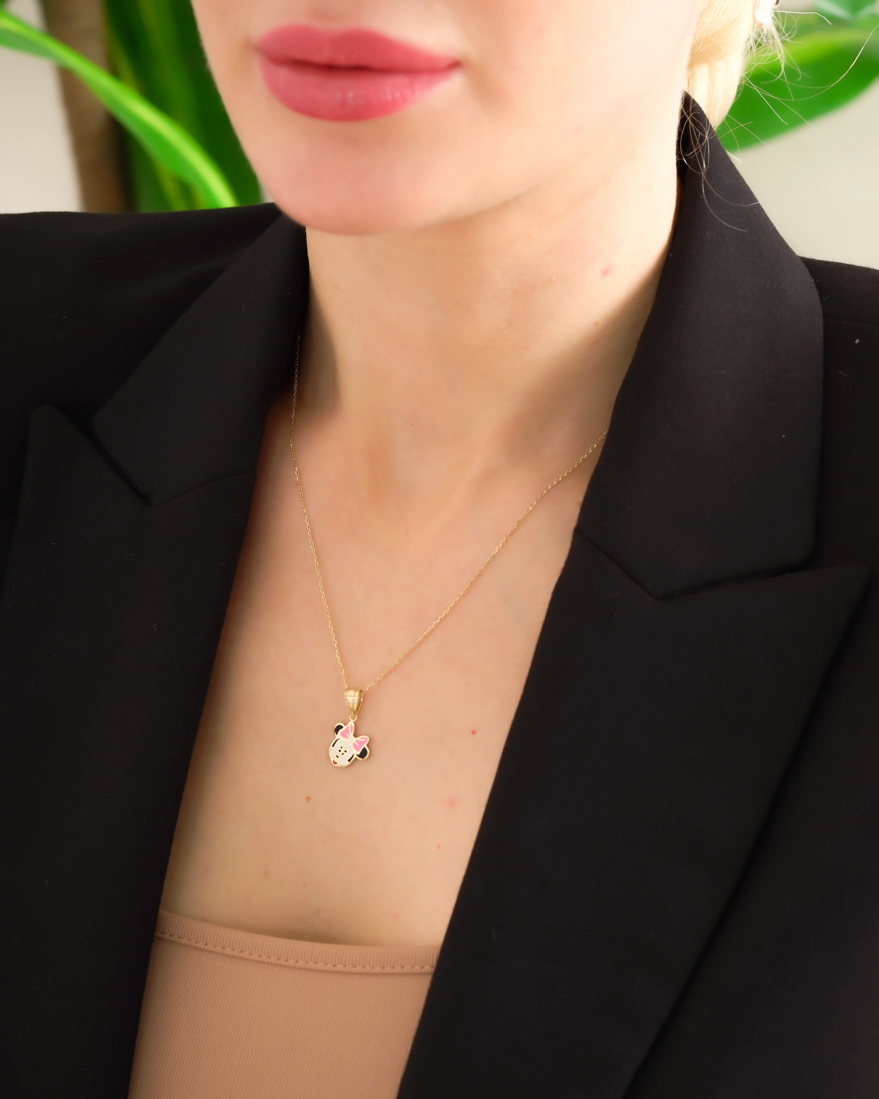 8 Ayar Altın Minnie Mouse Figürlü Kolye