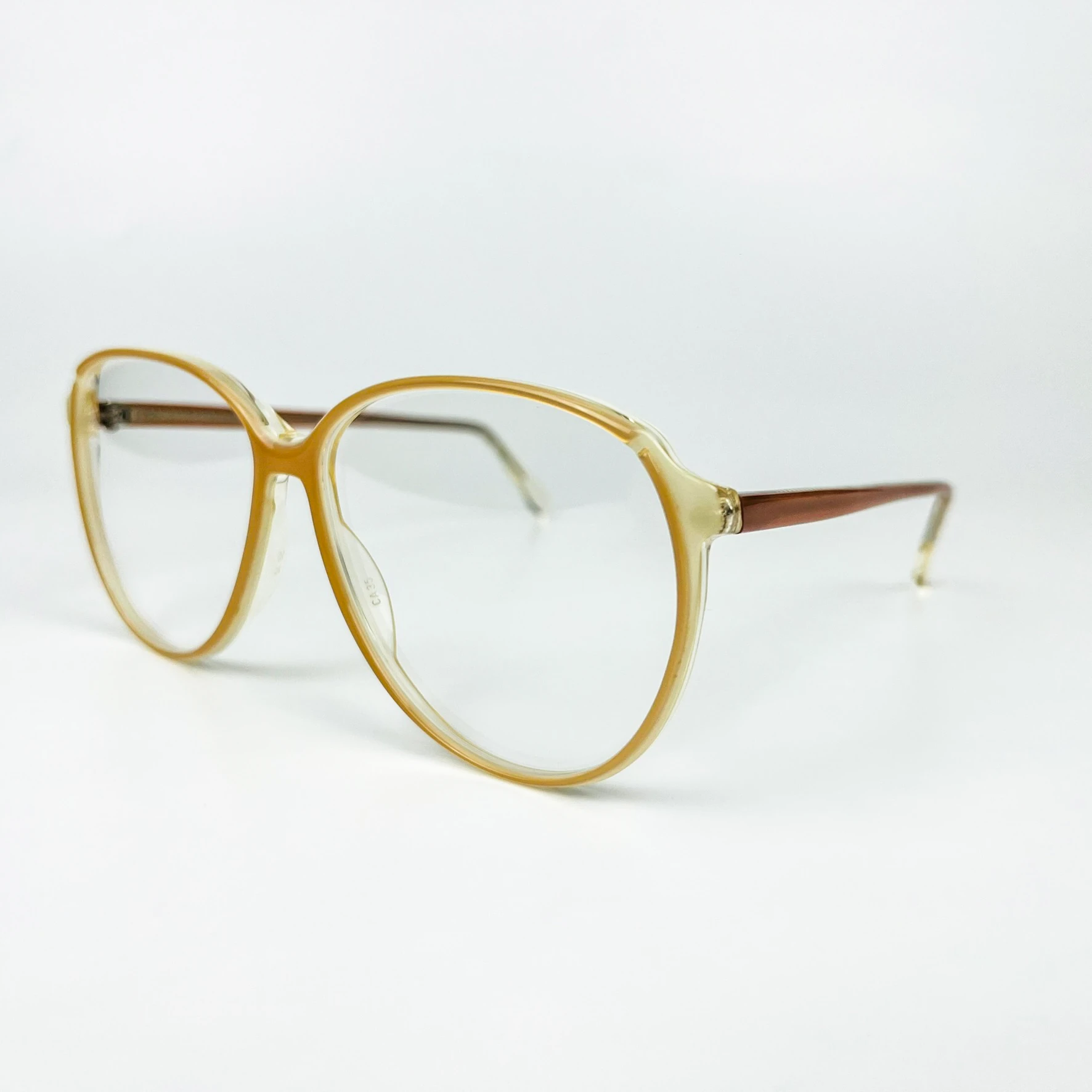 Mavi Işık Korumalı Vintage Gözlük – 80’ler Retro – Nude Kemik Çerçeve