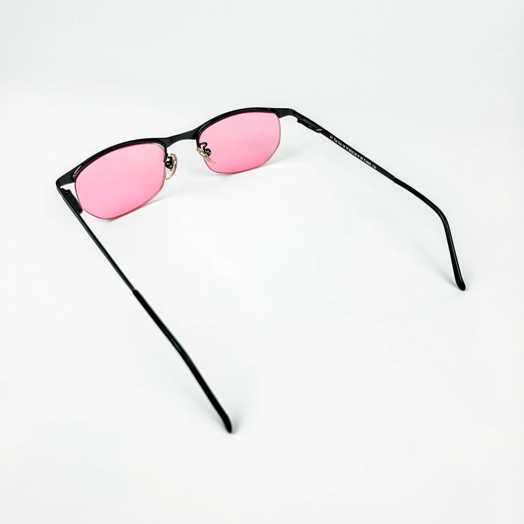 Vintage Güneş Gözlüğü – 90’lar Retro – Mor Metal Çerçeve, Pembe Cam