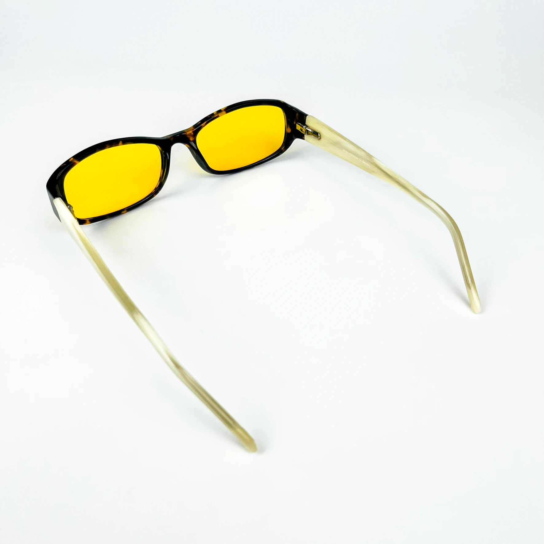 Vintage Güneş Gözlüğü – 90’lar Retro – Kahverengi Kemik Çerçeve, Sarı Polarize Cam