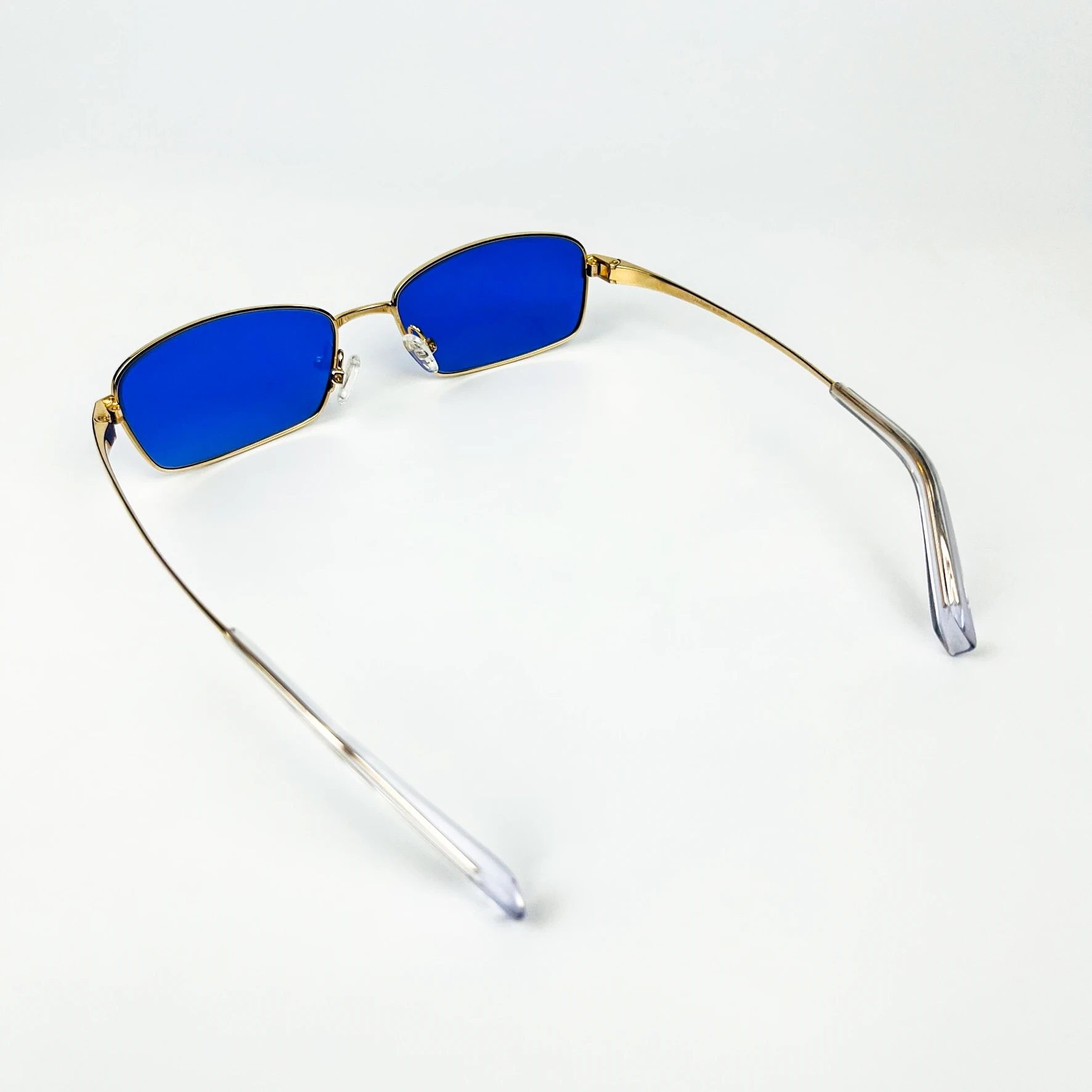 Vintage Güneş Gözlüğü – 90’lar Retro – Gold Metal Çerçeve, Mavi Cam