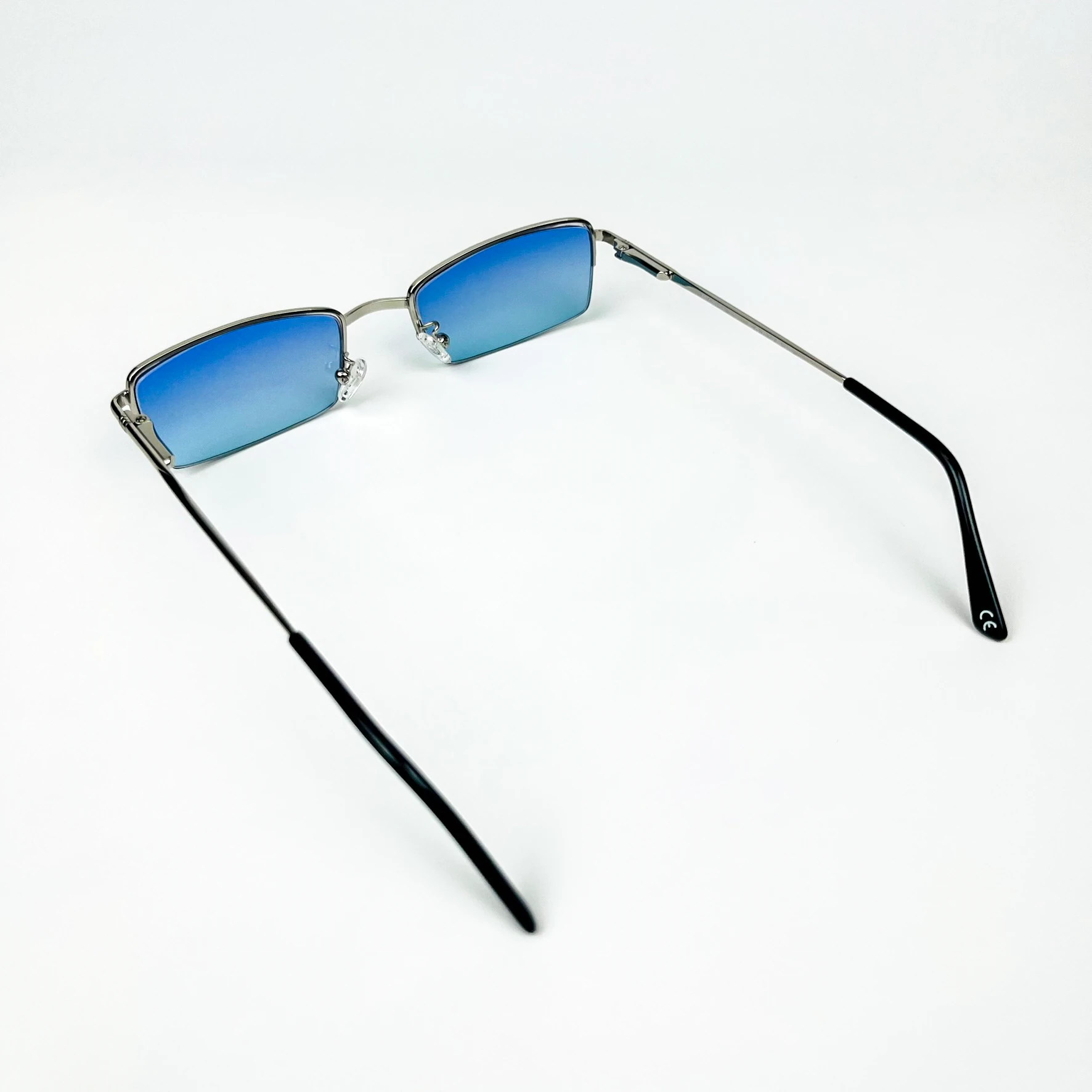 Vintage Güneş Gözlüğü – 90’lar Retro – Metal Çerçeve, Mavi Degrade Cam