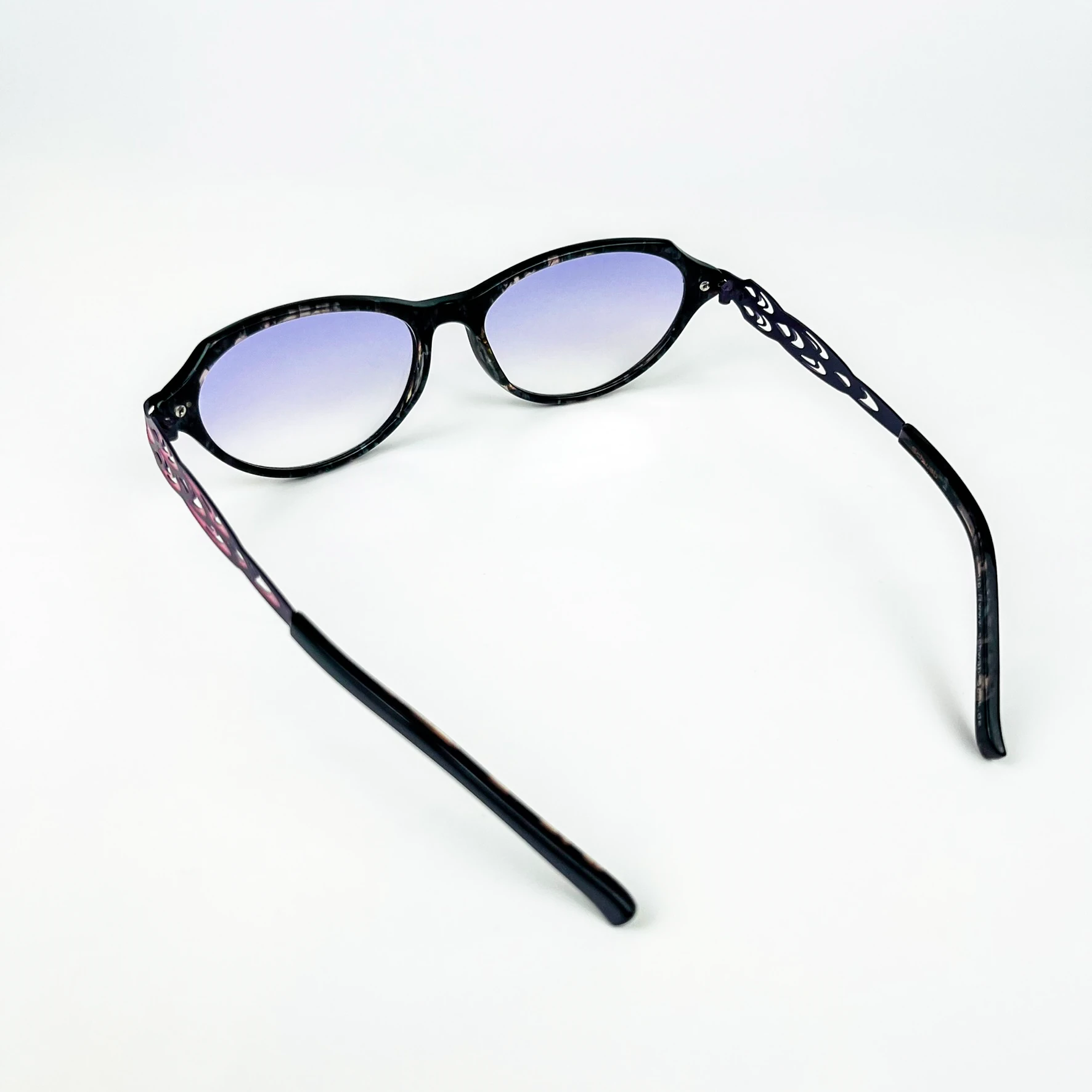 Vintage Güneş Gözlüğü – 2000’ler Retro – Kemik Çerçeve, Lila Degrade Cam