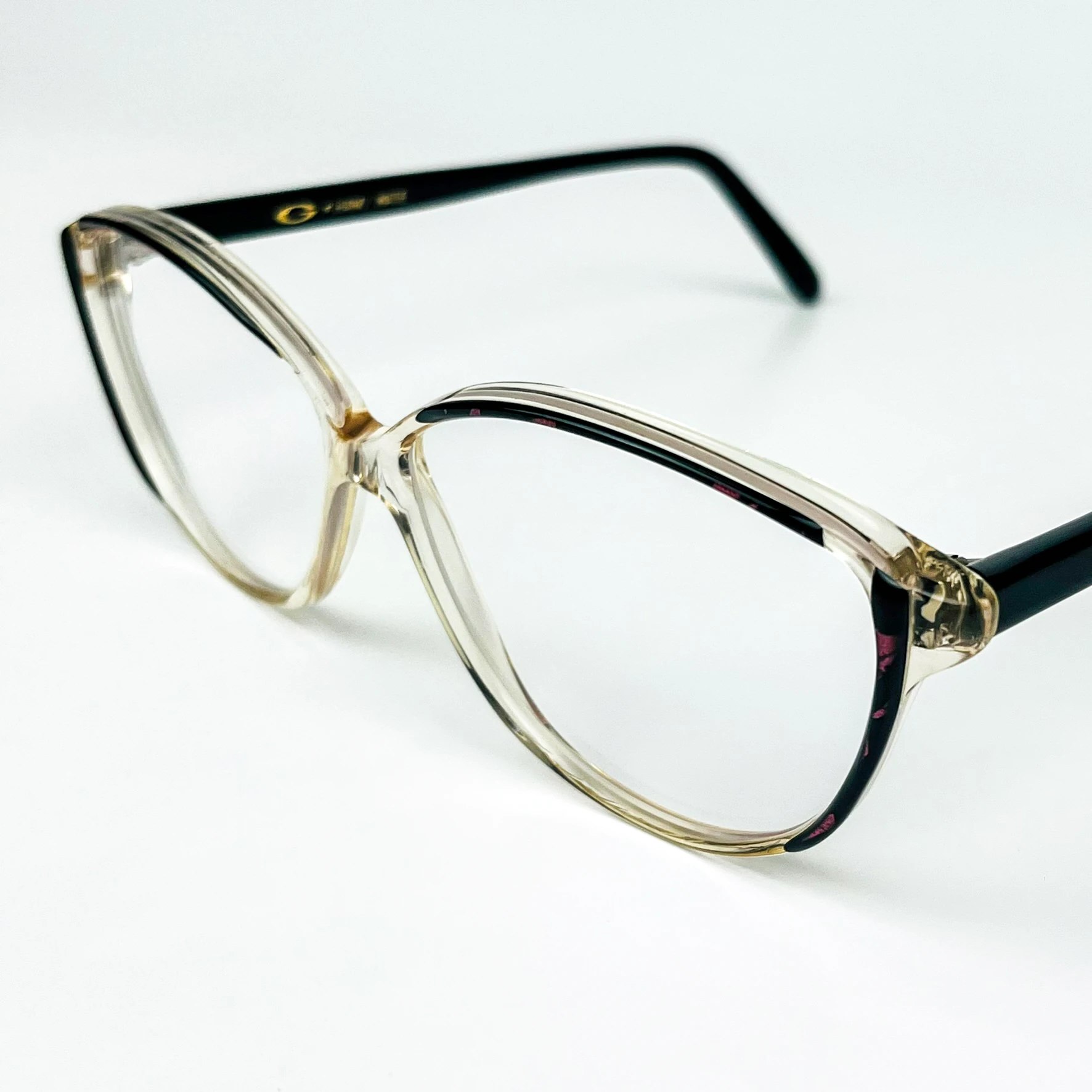 Mavi Işık Korumalı Vintage Gözlük – 70’ler Retro – Siyah Desenli Kemik Çerçeve