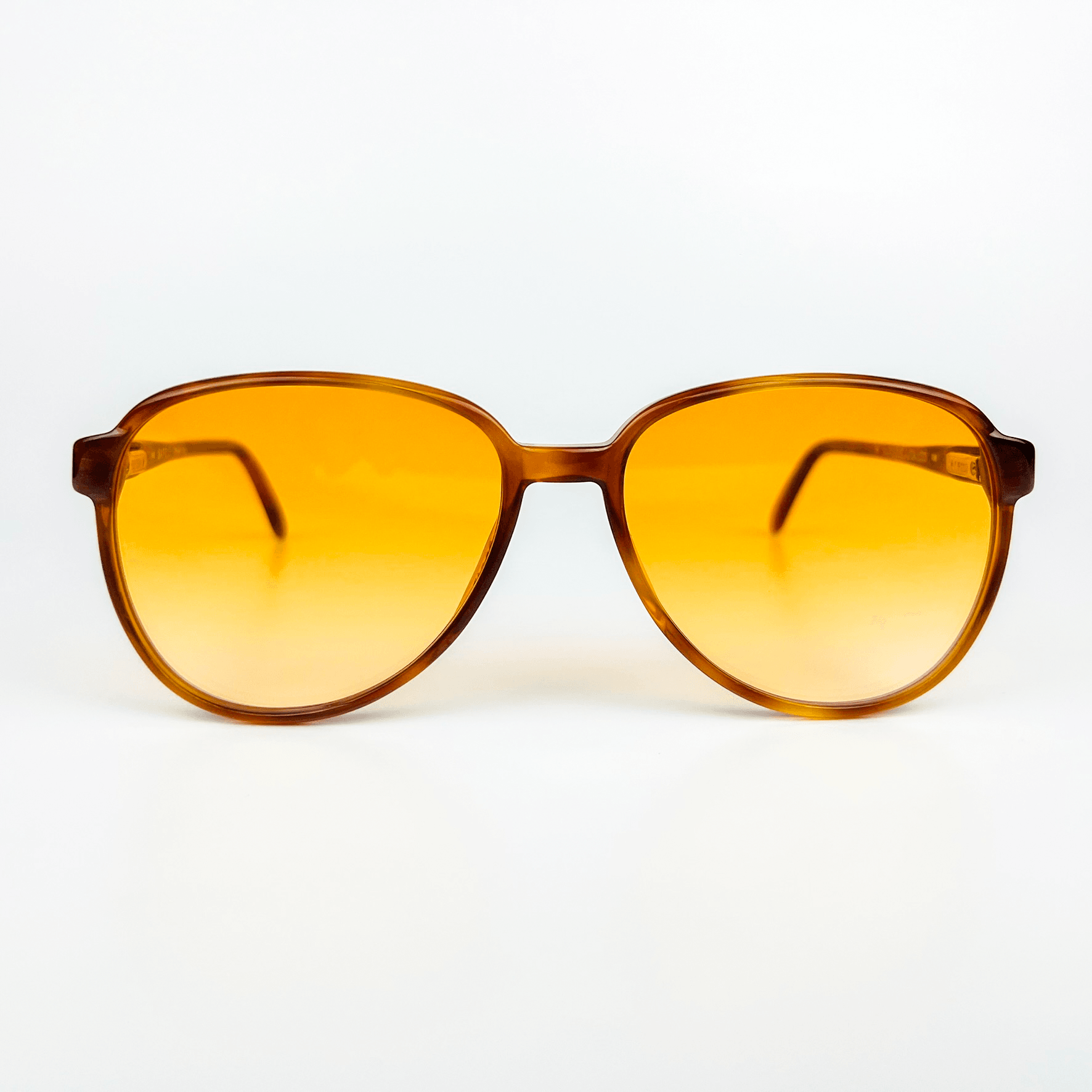 Vintage Güneş Gözlüğü – 70’ler Retro Kahverengi Kemik Çerçeve & Turuncu Degrade Cam OSV719