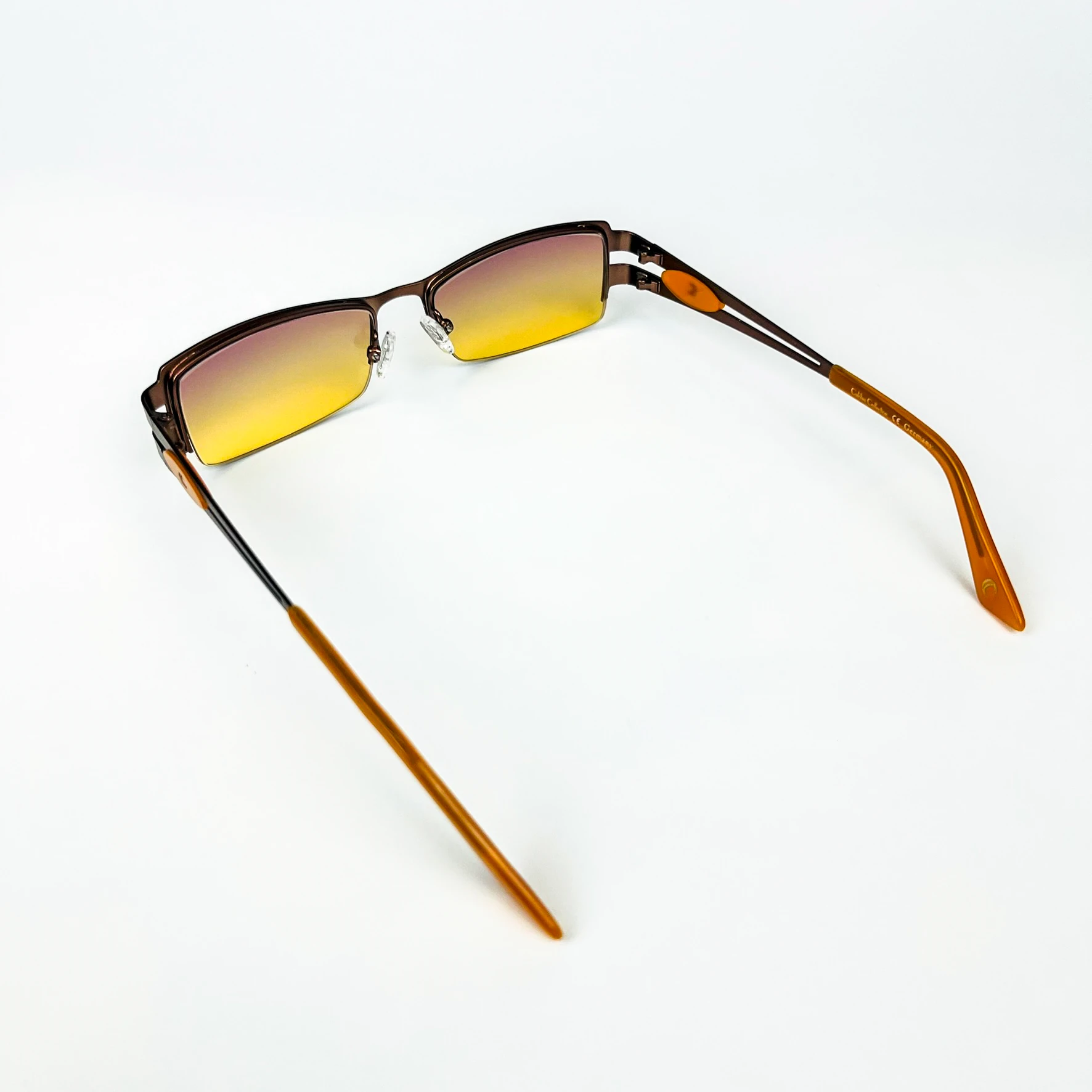 Vintage Güneş Gözlüğü – 2000’ler Retro – Metal Çerçeve, Mor-Sarı Degrade Cam