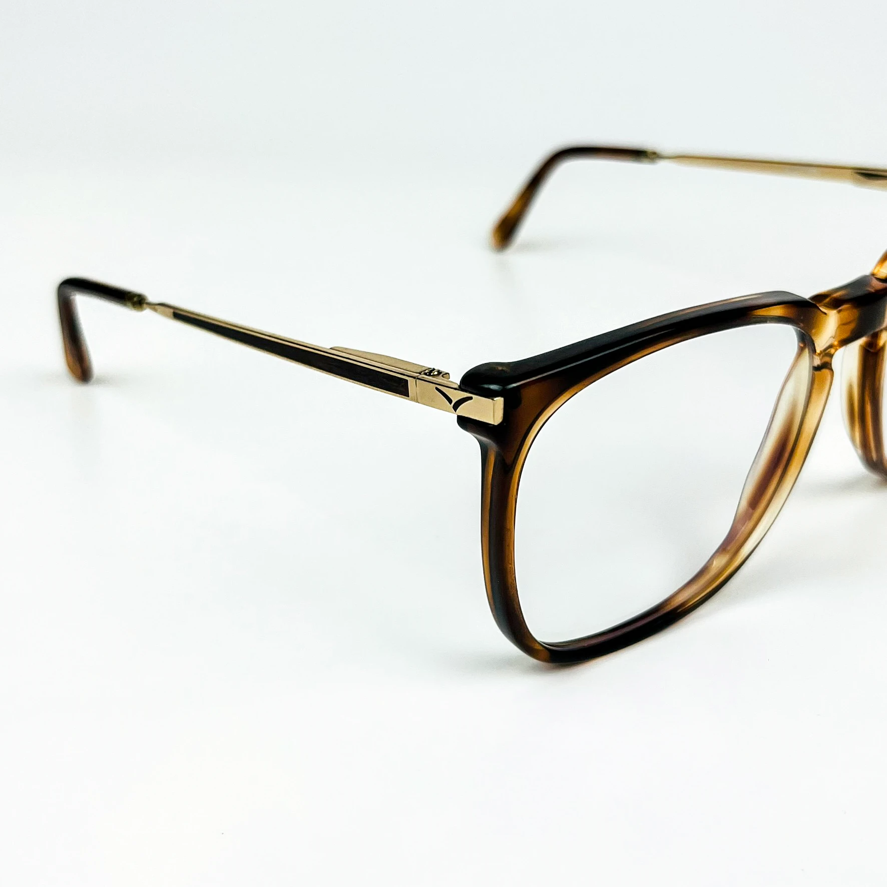 Mavi Işık Korumalı Vintage Gözlük – 80’ler Retro – Kahverengi Kemik Çerçeve