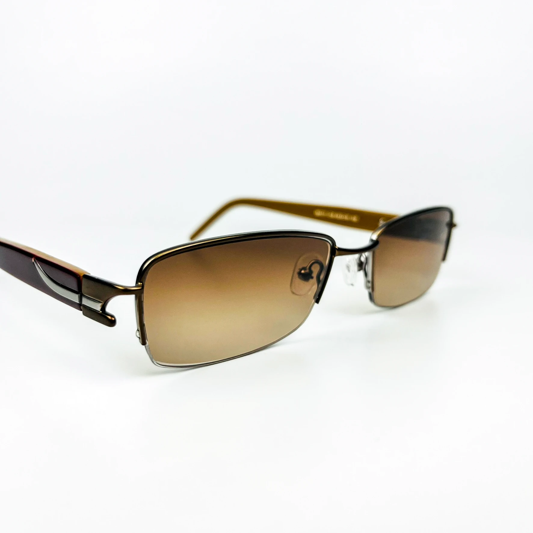 Vintage Güneş Gözlüğü – 2000’ler Retro – Metal Çerçeve, Kahverengi Degrade Cam