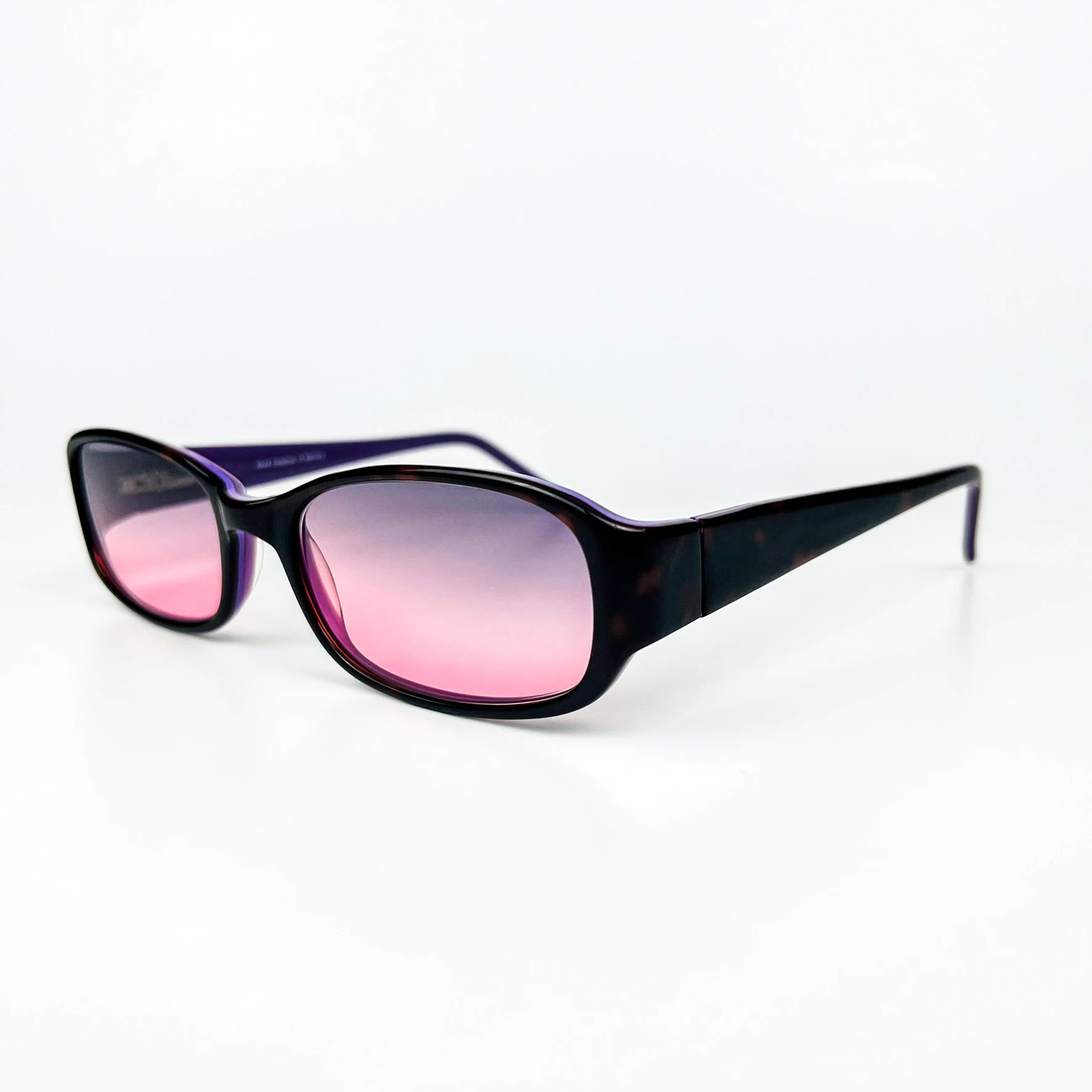 Vintage Güneş Gözlüğü – 90’lar Retro – Kemik Çerçeve, Mor Degrade Cam
