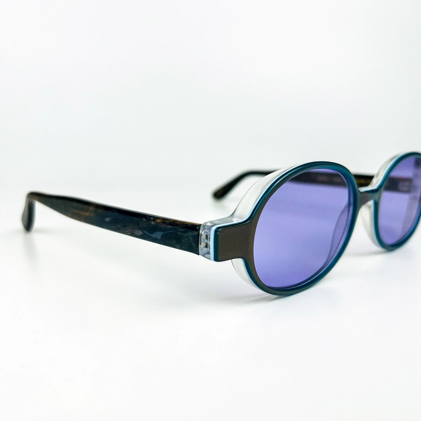 Vintage Güneş Gözlüğü – 2000’ler Retro – Kemik Çerçeve, Mor Cam