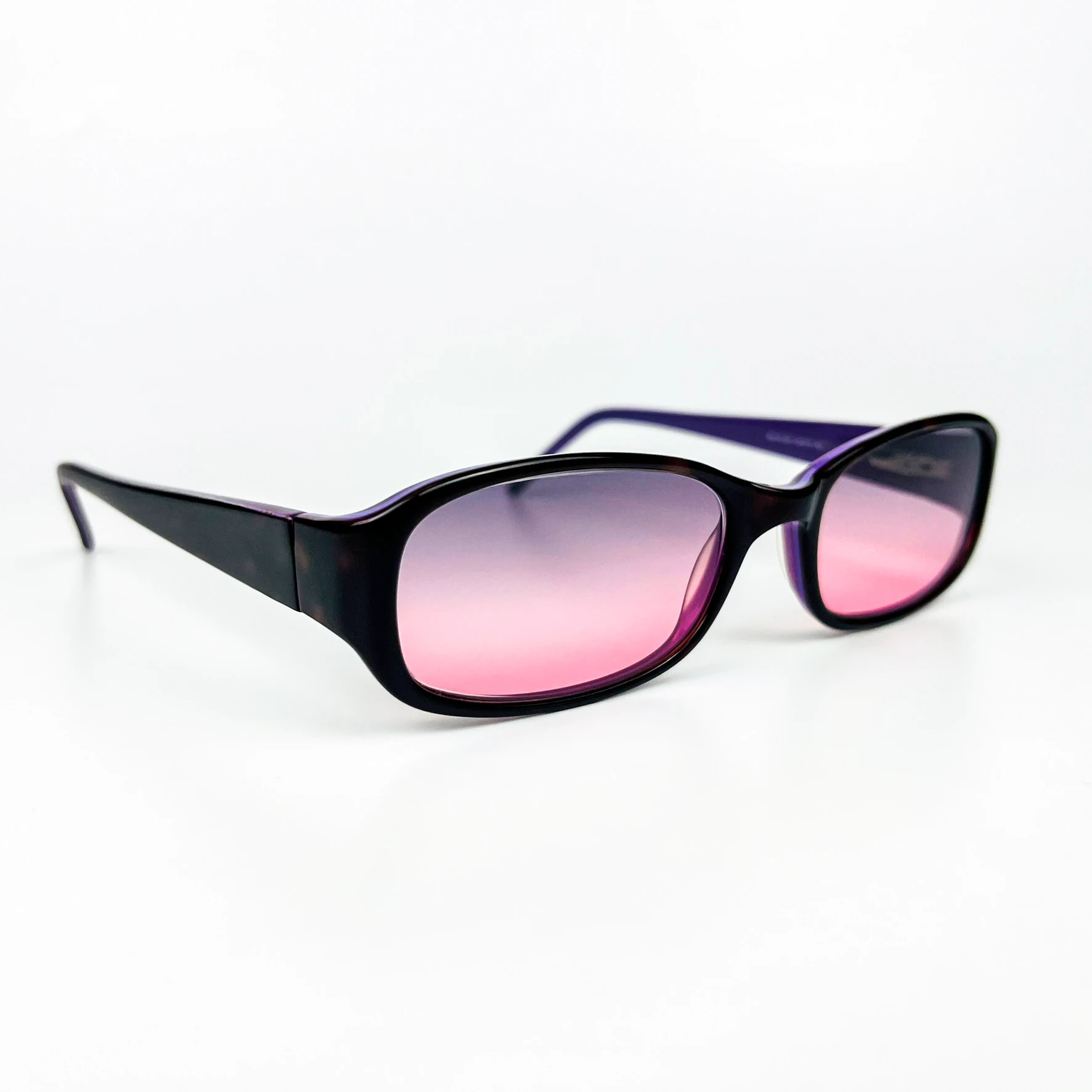 Vintage Güneş Gözlüğü – 90’lar Retro – Kemik Çerçeve, Mor Degrade Cam