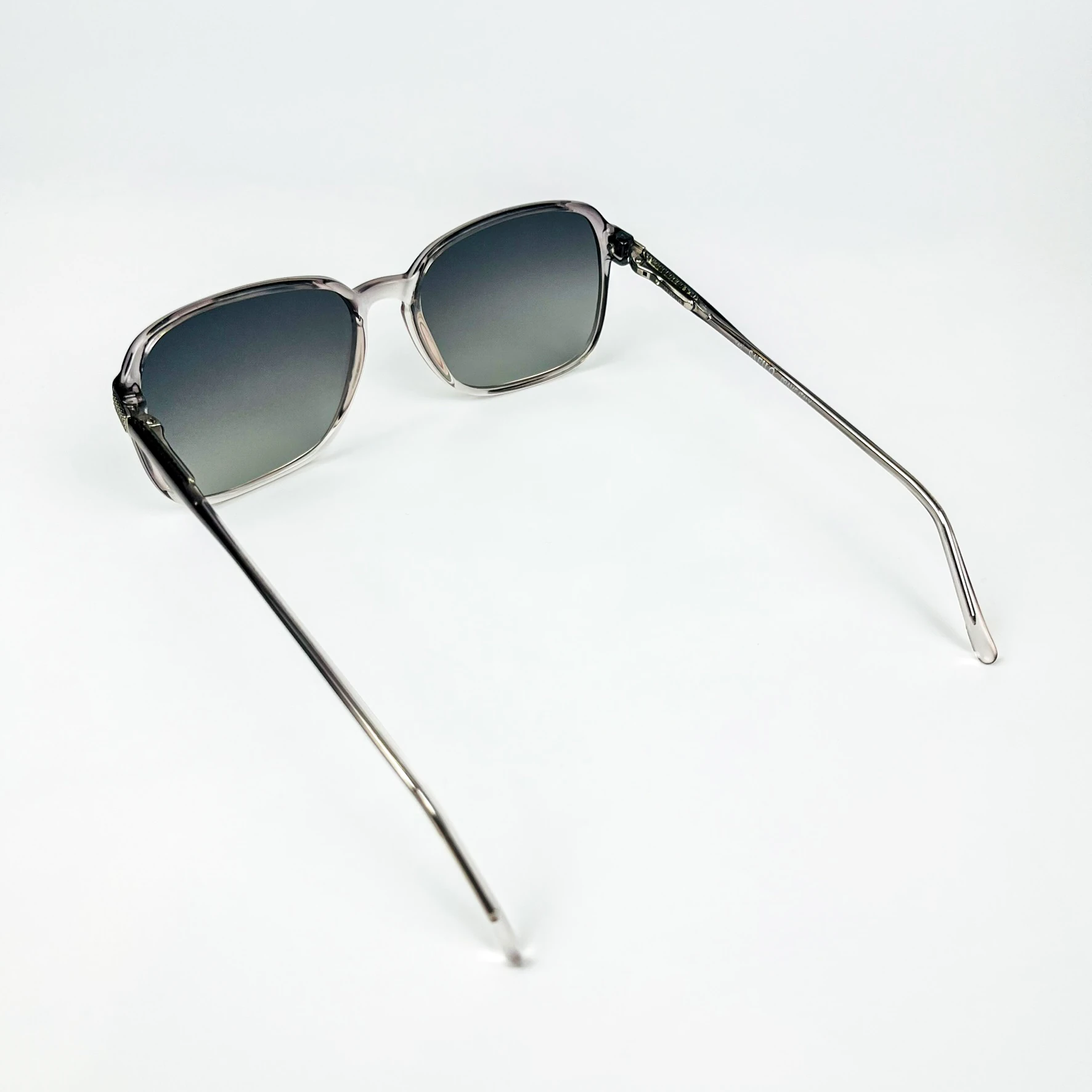 Vintage Güneş Gözlüğü – 80’ler Retro – Kemik Çerçeve, Polarize Cam