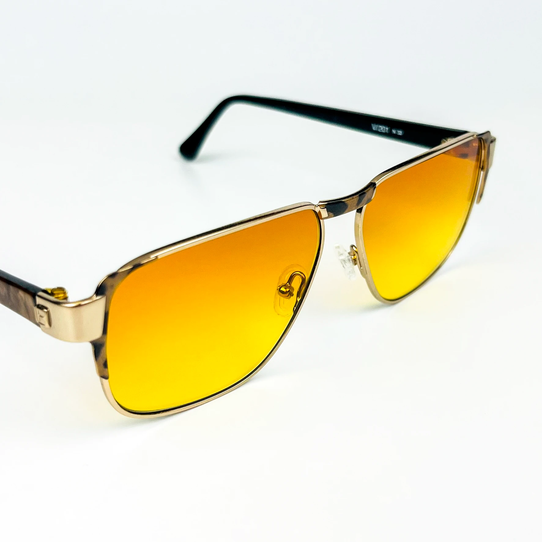 Vintage Güneş Gözlüğü – 80’ler Retro – Gold Metal Çerçeve, Turuncu Degrade Cam