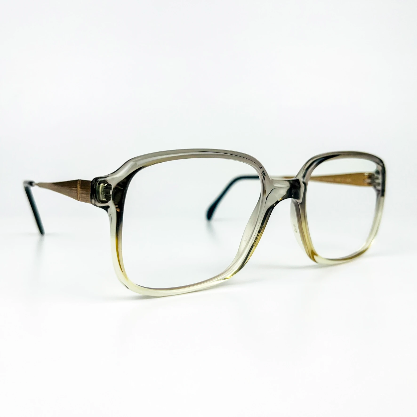 Mavi Işık Korumalı Vintage Gözlük – Retro – Şeffaf Kemik Çerçeve