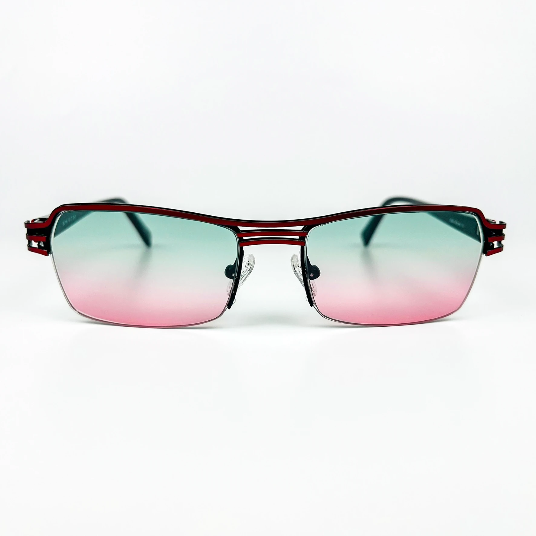 Vintage Güneş Gözlüğü – 2000’ler Retro – Kırmızı Metal Çerçeve, Yeşil-Pembe Degrade Cam