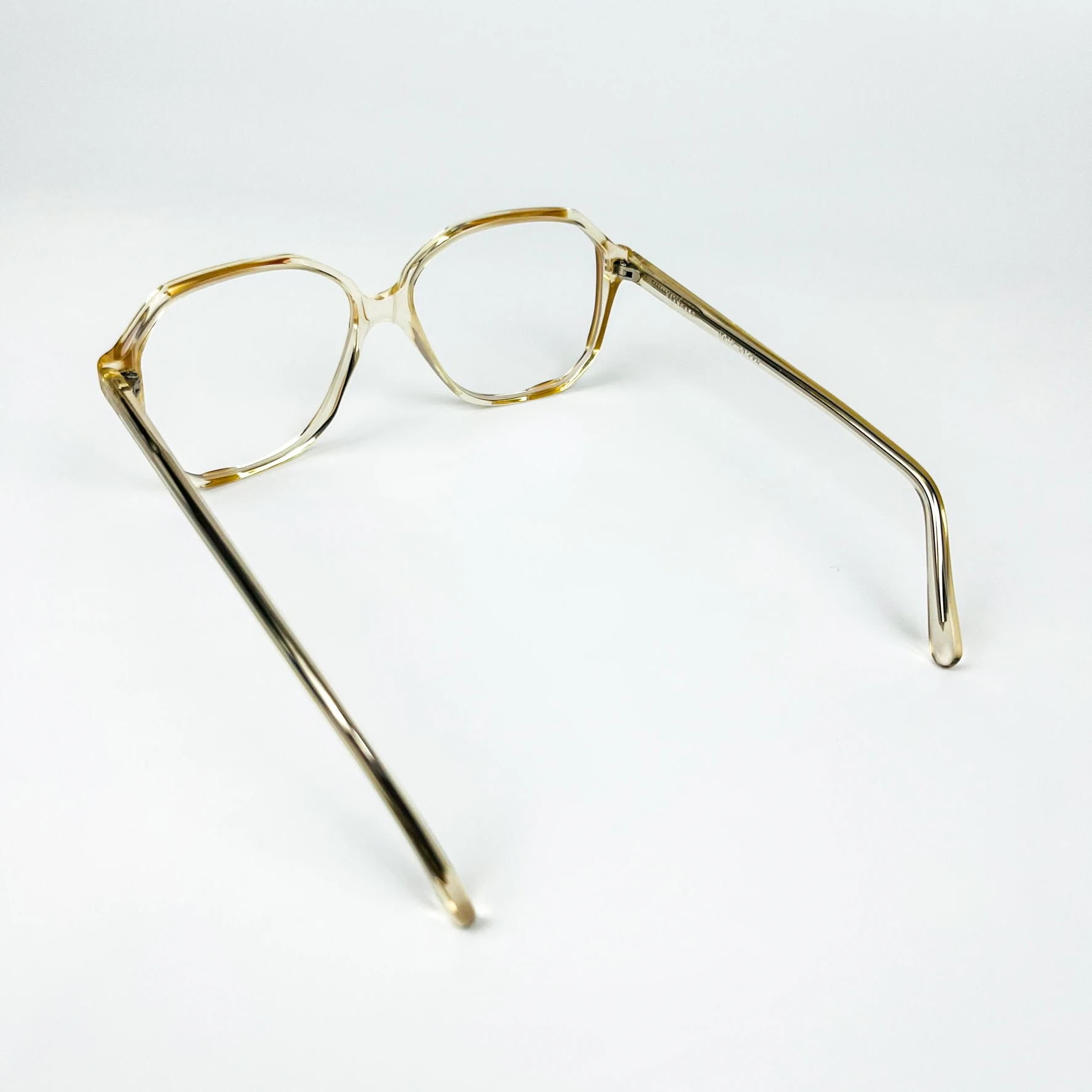 Mavi Işık Korumalı Vintage Gözlük – 70’ler Retro – Şeffaf Desenli Kemik Çerçeve