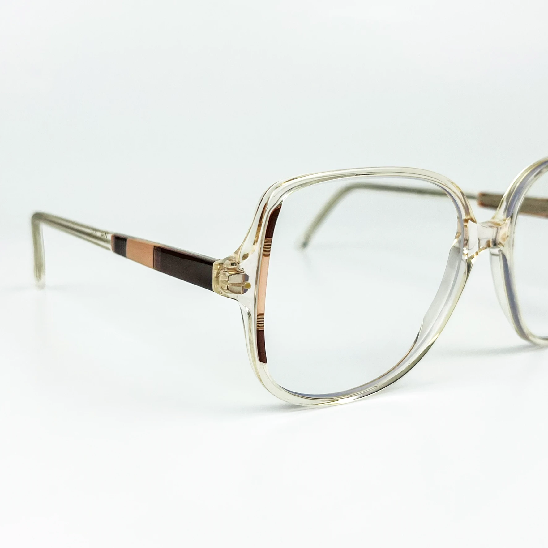 Mavi Işık Korumalı Vintage Gözlük – 70’ler Retro – Şeffaf Desenli Kemik Çerçeve