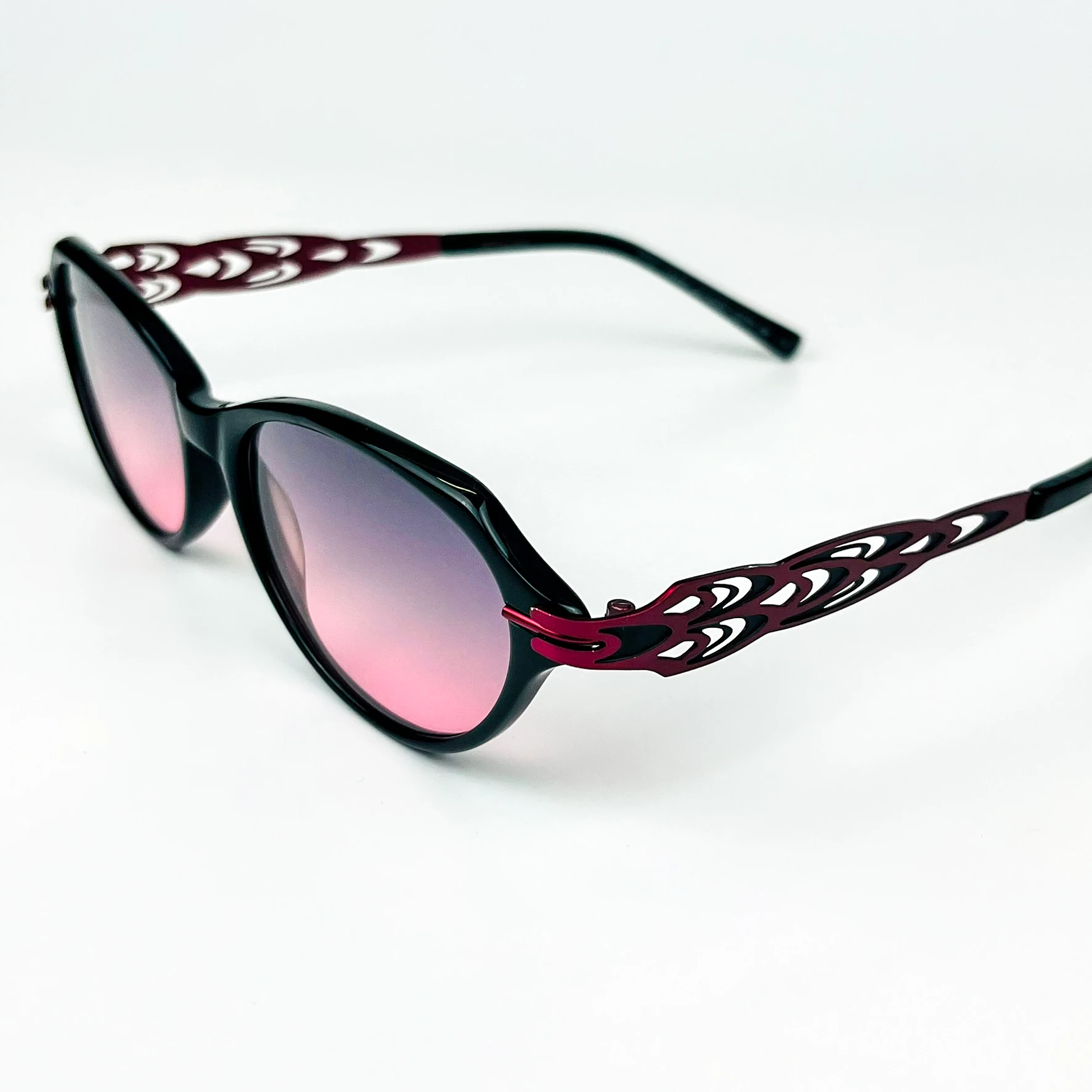 Vintage Güneş Gözlüğü – 2000’ler Retro – Kemik Çerçeve, Mor Degrade Cam