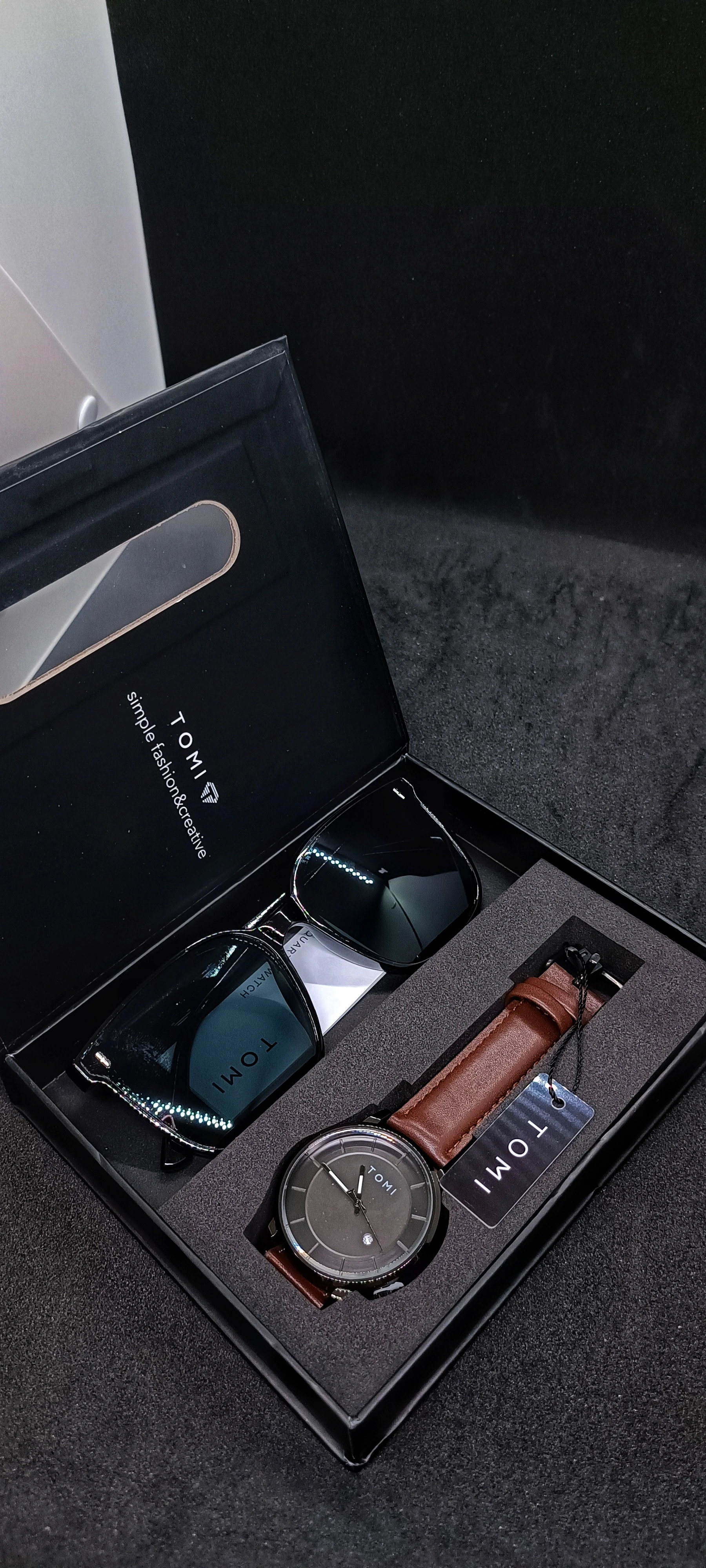 Tomi Orijinal Erkek Kol Saati ve Gözlük Seti 
