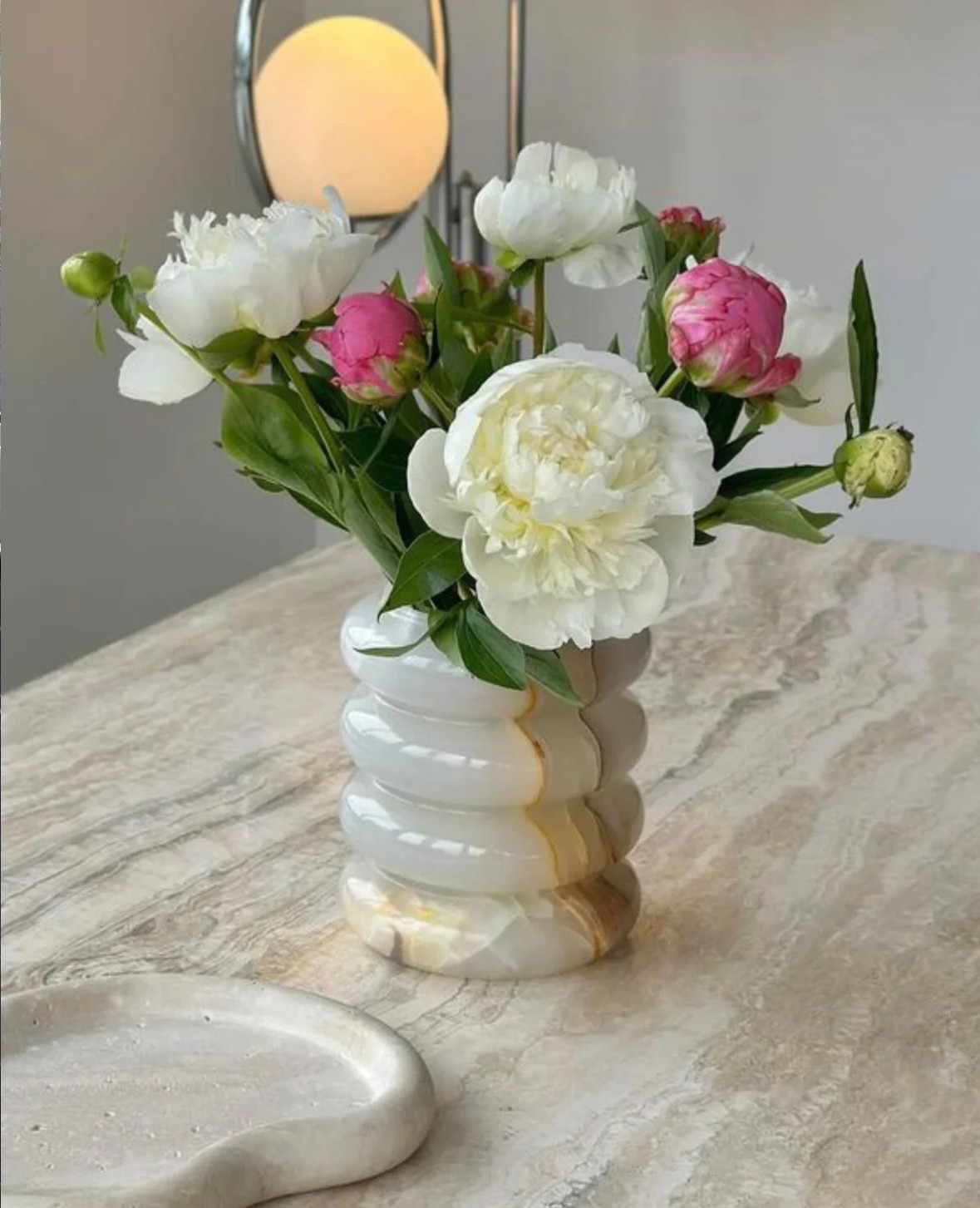 MIA GREEN ONYX VASE