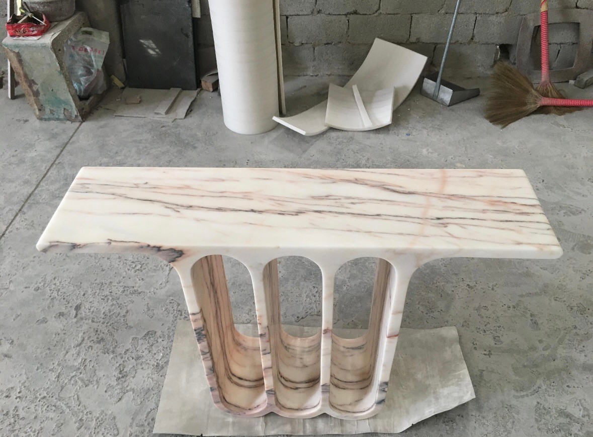LUNA RING CONSOLE