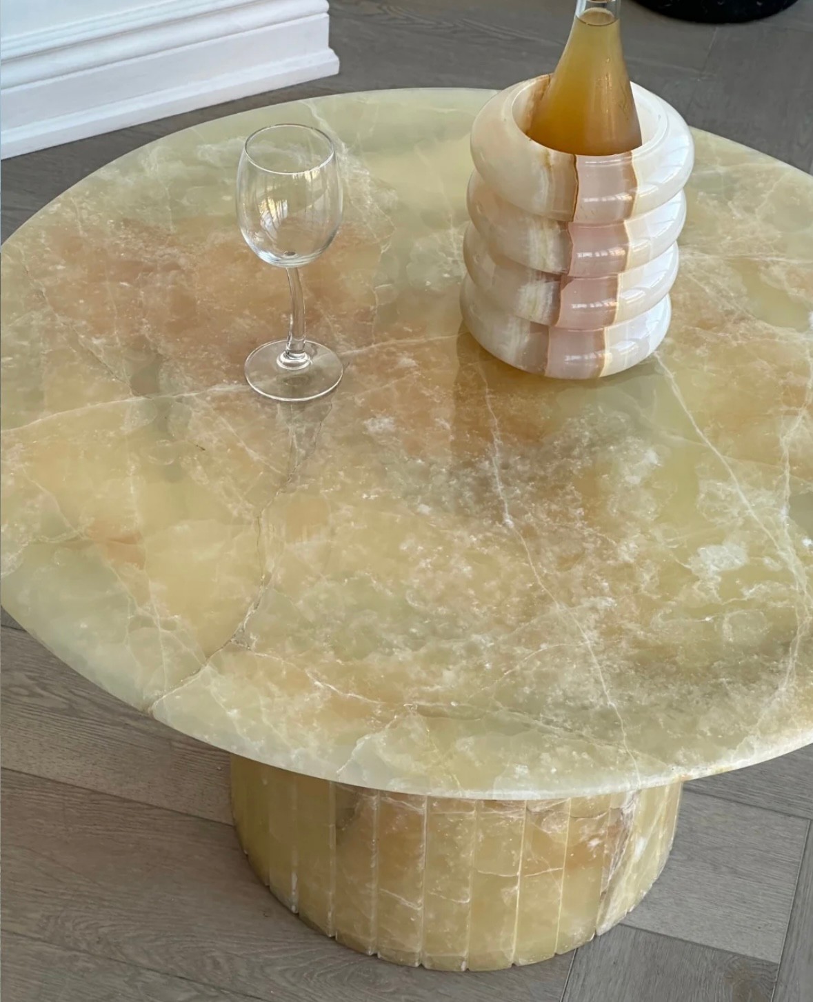 MIELE COFFEE TABLE