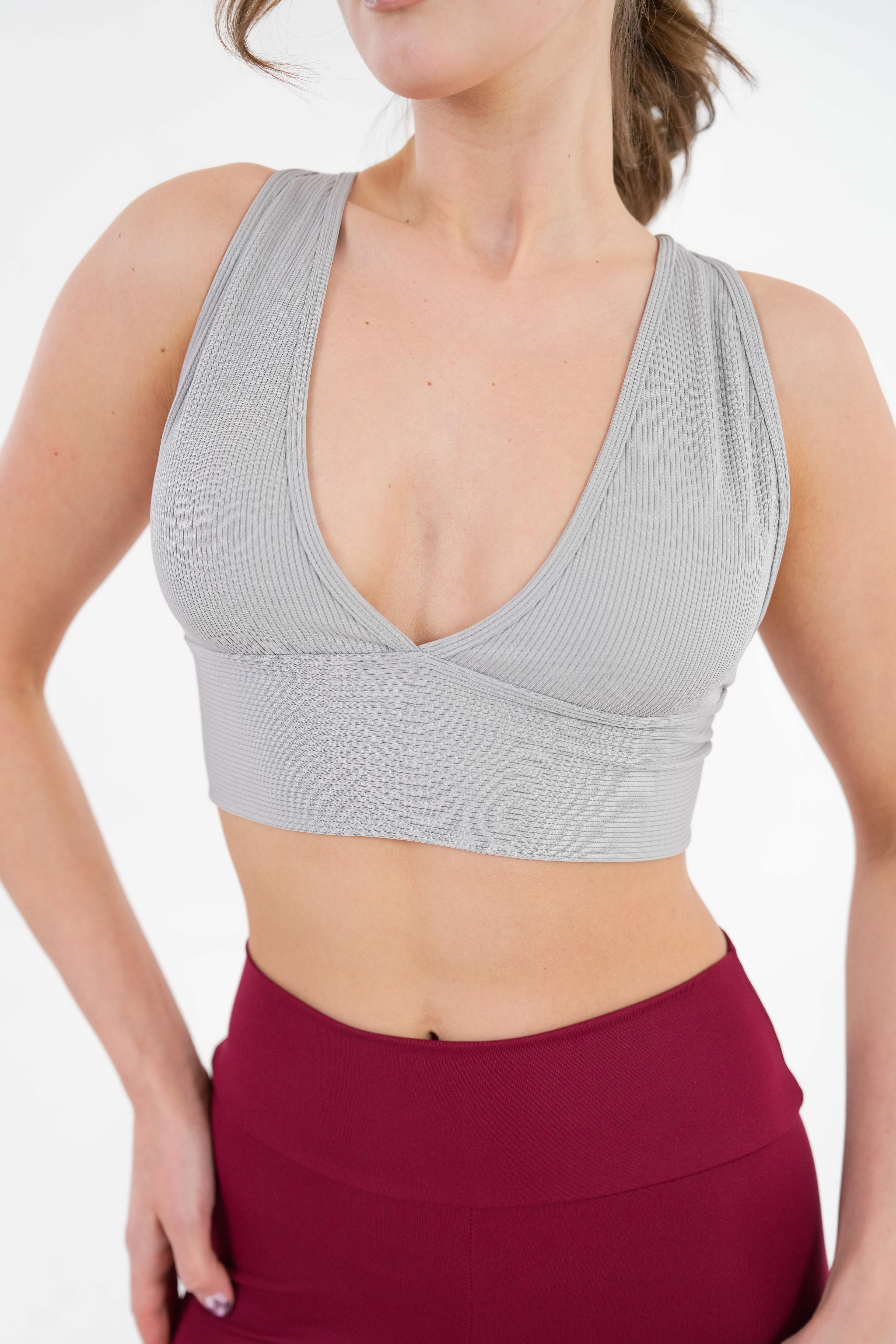 Dekolte V Yaka Fitilli Örme Seamless Pamuk Crop Büstiyer - Pedli Sporcu Sütyeni - Gri