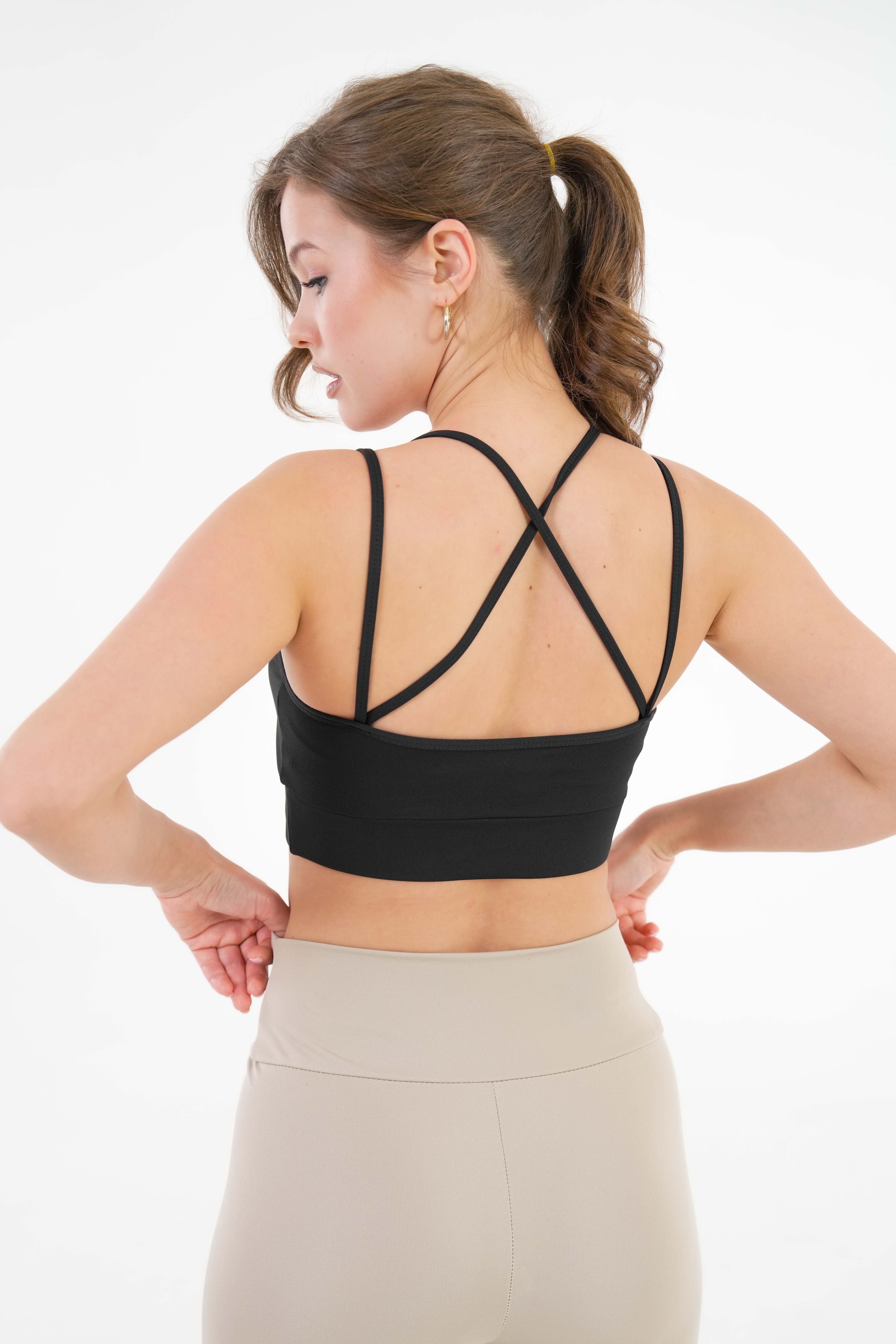Pedli V Yaka Sırt Çapraz Askı Detaylı Örme Crop Büstiyer - Pedli Sporcu Sütyeni - Siyah
