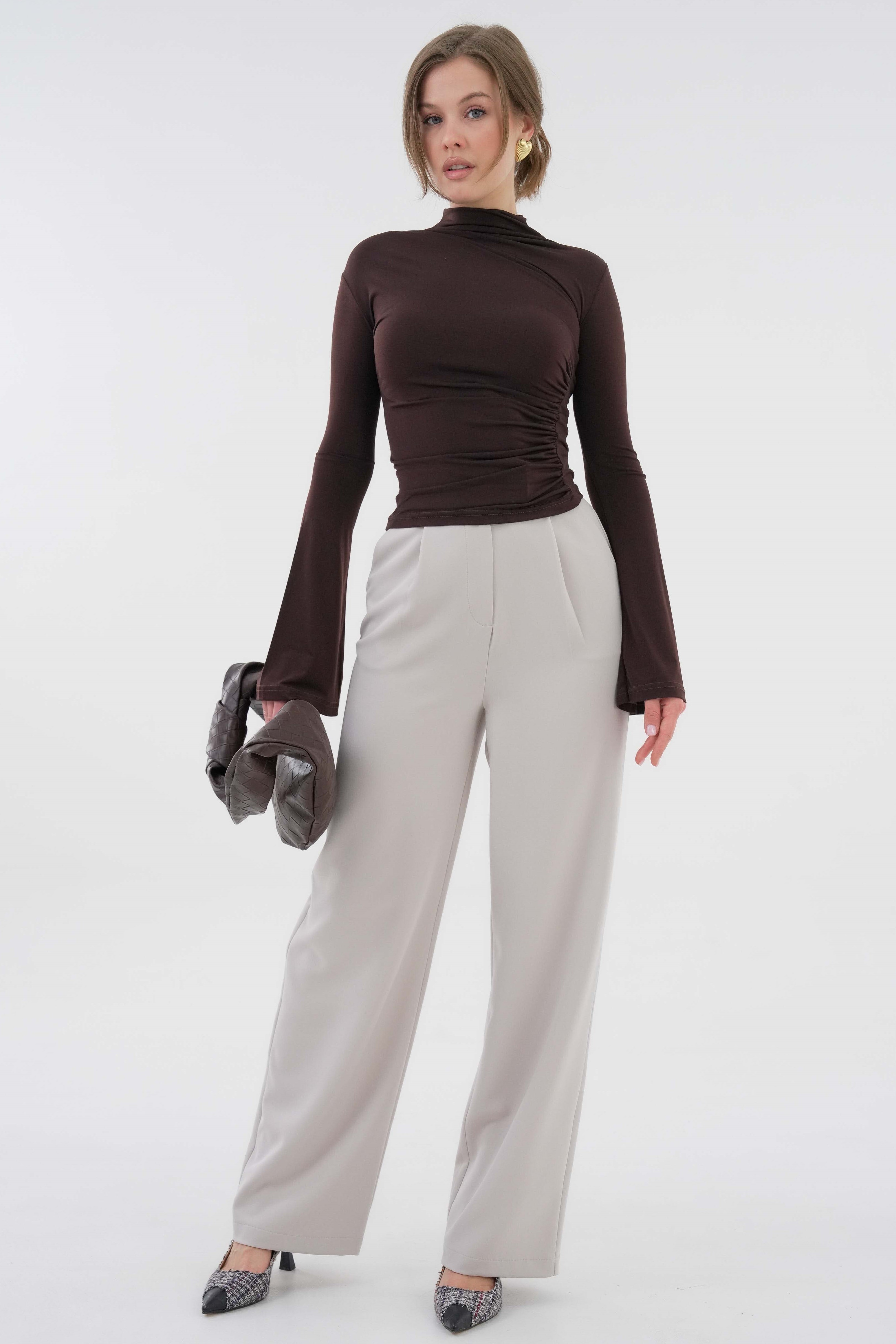 Yanı Drape Büzgülü Likralı Örme Bluz - Kahverengi