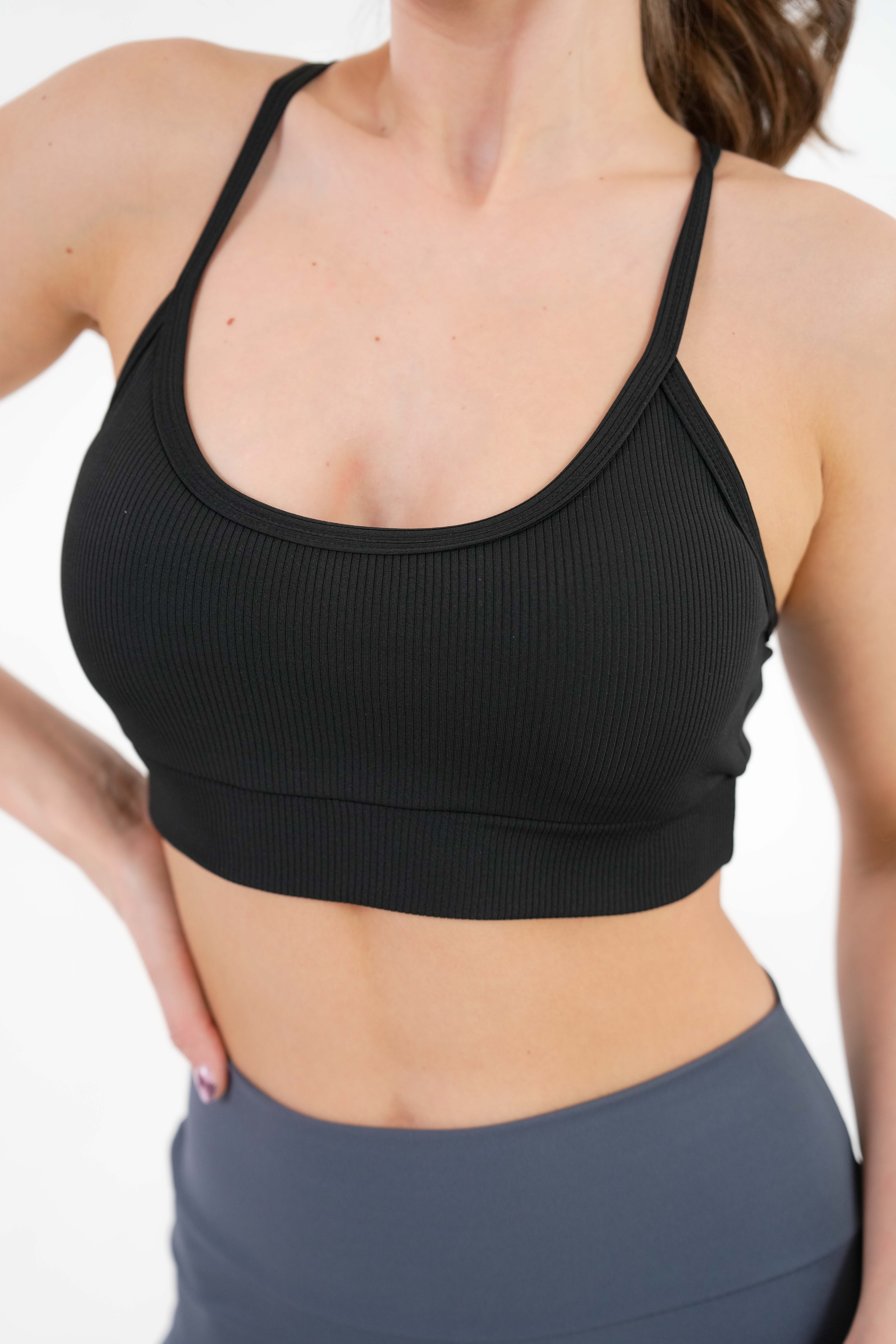 U Yaka İp Askılı Fitilli Basic Örme Crop Büstiyer - Siyah