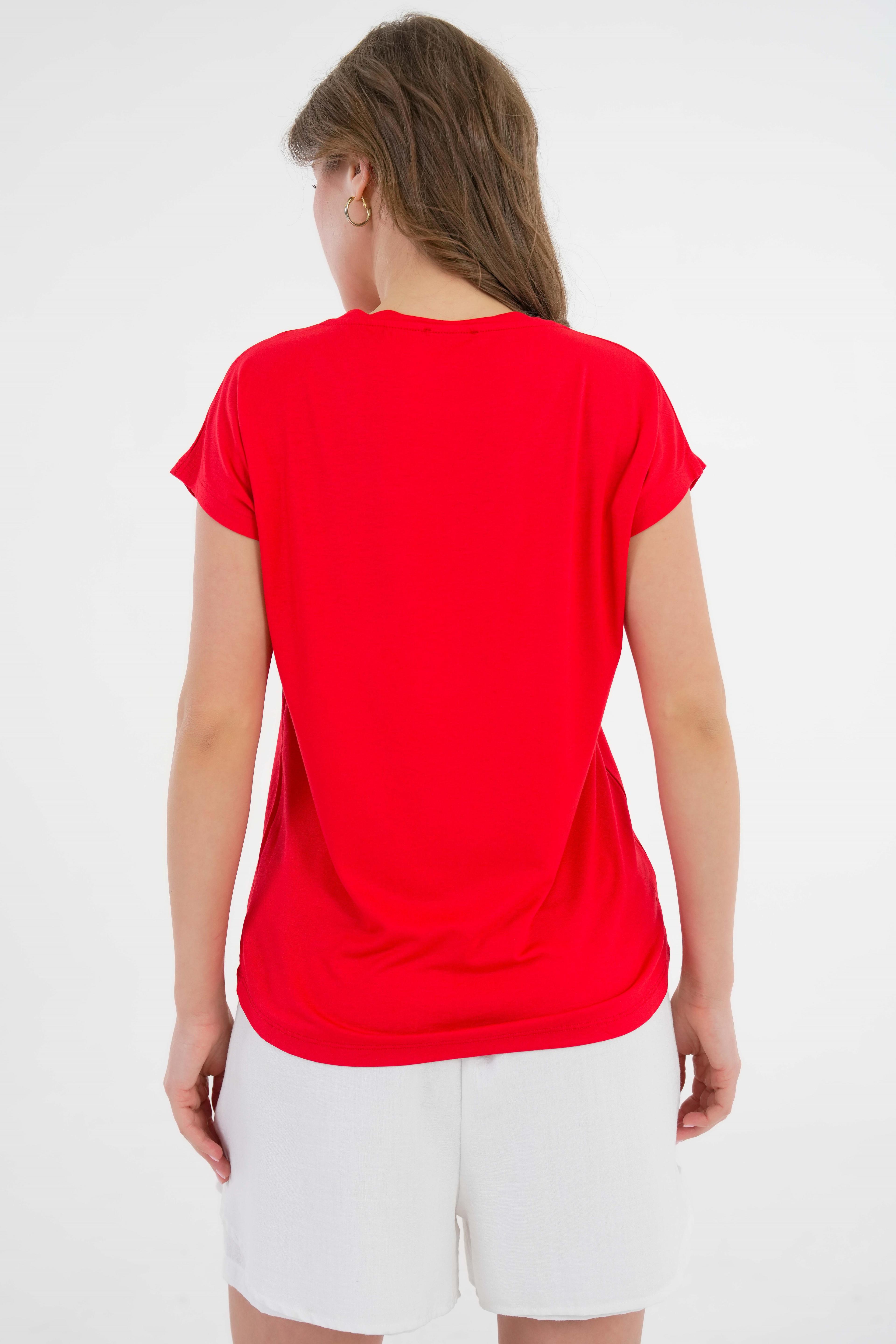 V Yaka Rahat Kalıp Basic T-Shirt - Kırmızı