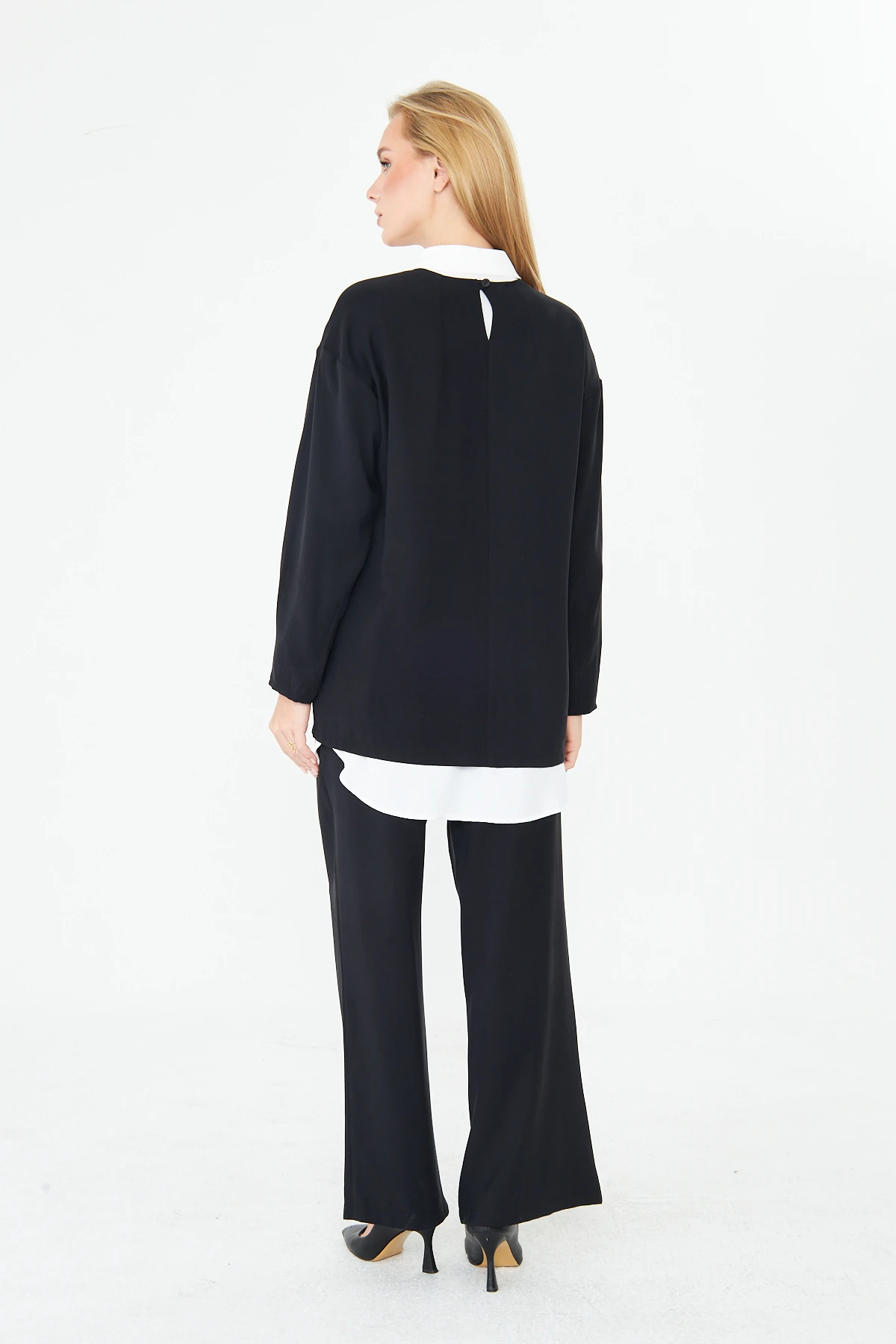 Gömlekli Cupra Takım