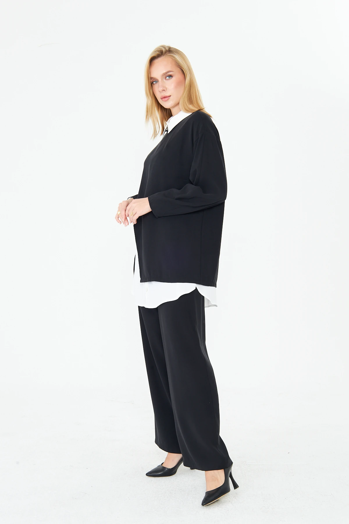 Gömlekli Cupra Takım