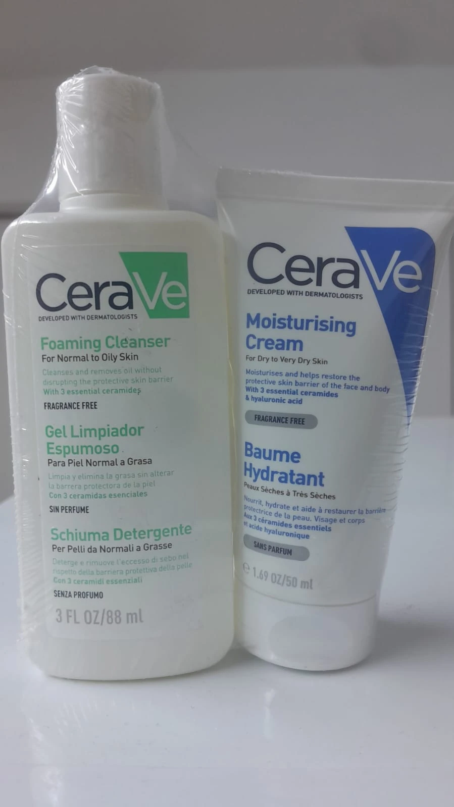 Cerave Set - Köpüren Cleanser 88 ml + Moisturising Cream Kuru ve Çok Kuru Ciltler İçin 50 ml