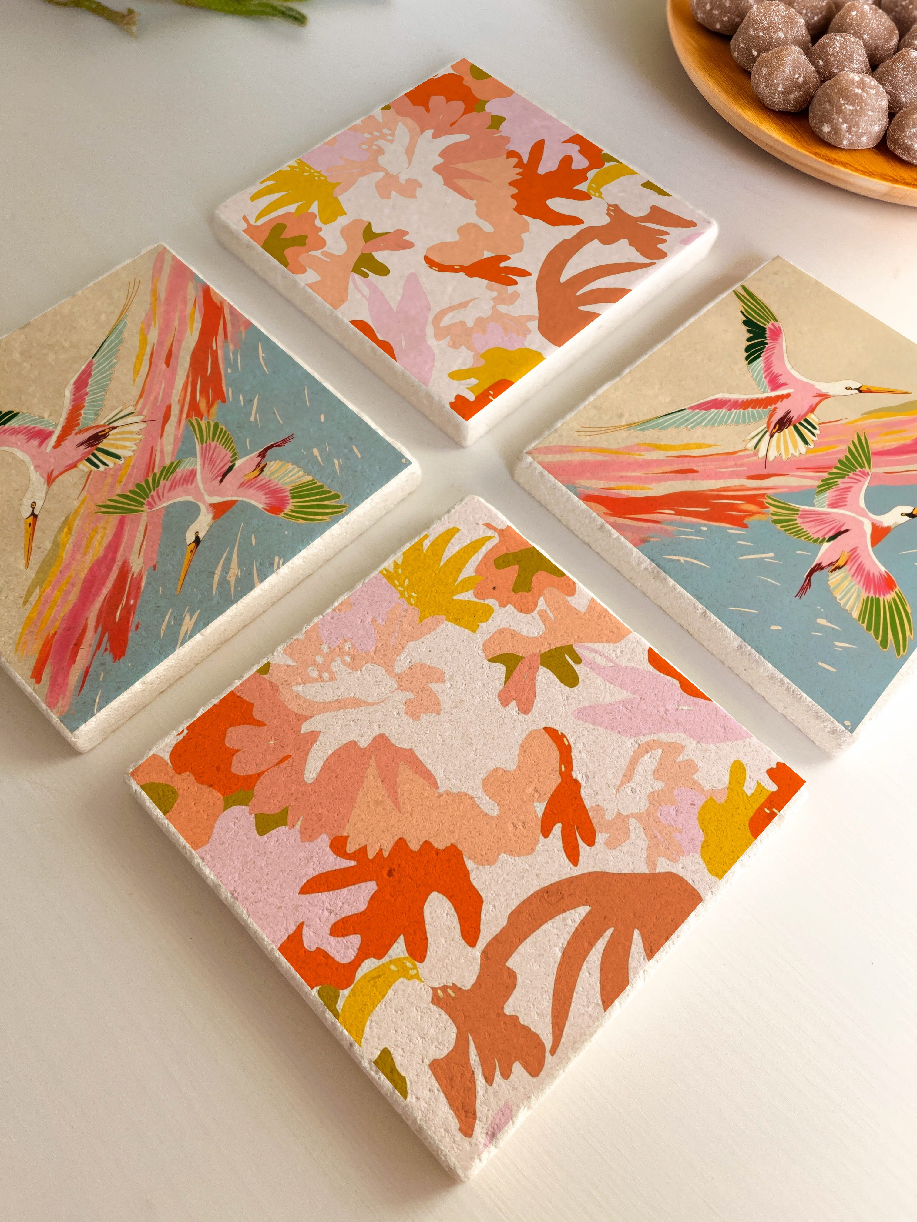 Renkli leylek Kuş ve Doğa Desenli Doğal Taş Bardak Altlığı 4’lü Set 10x10 cm