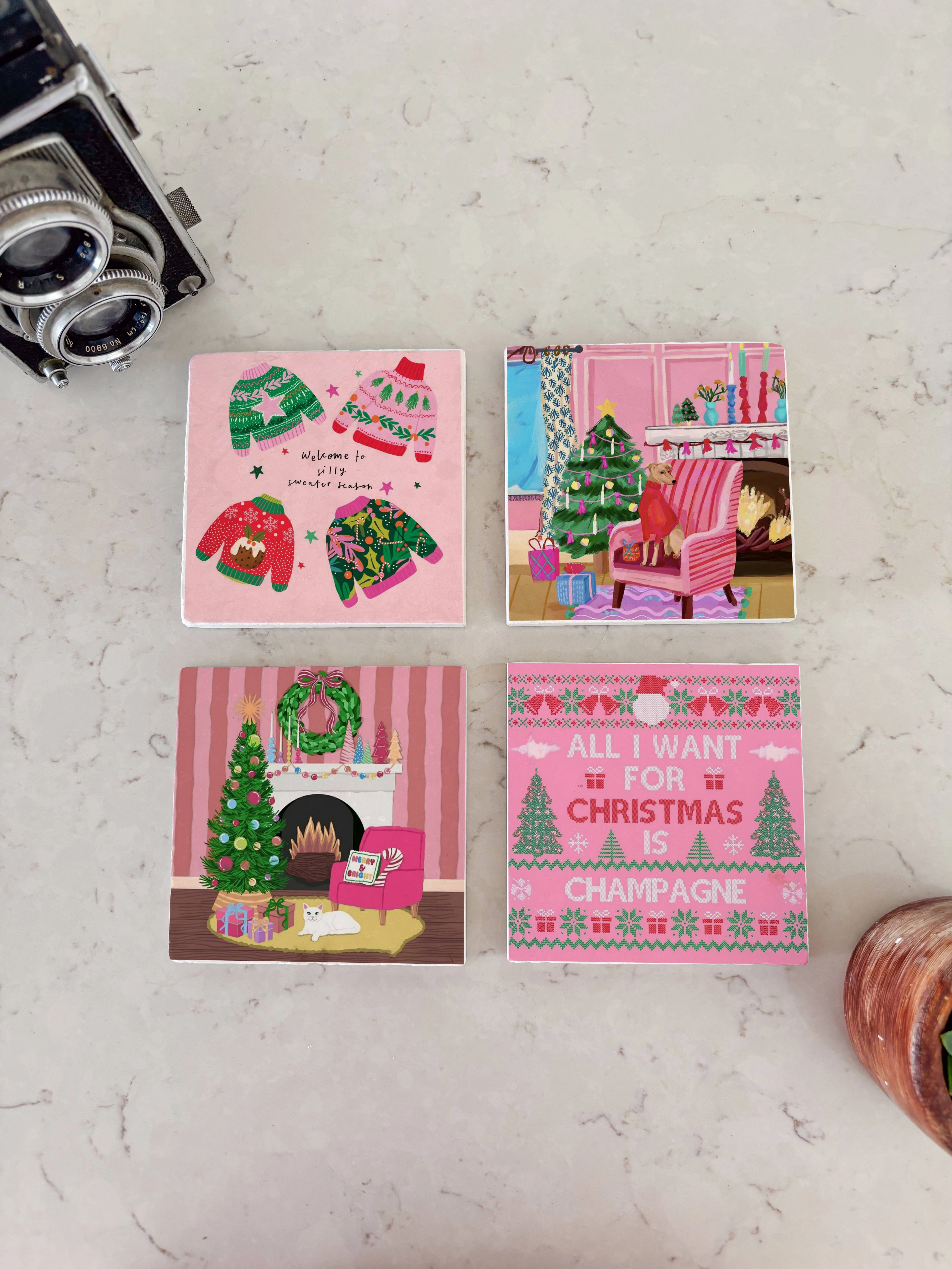 Noel Kazakları ve Cozy Ev Temalı Doğal Taş Bardak Altlığı, Yılbaşı Hediyesi, 4’lü