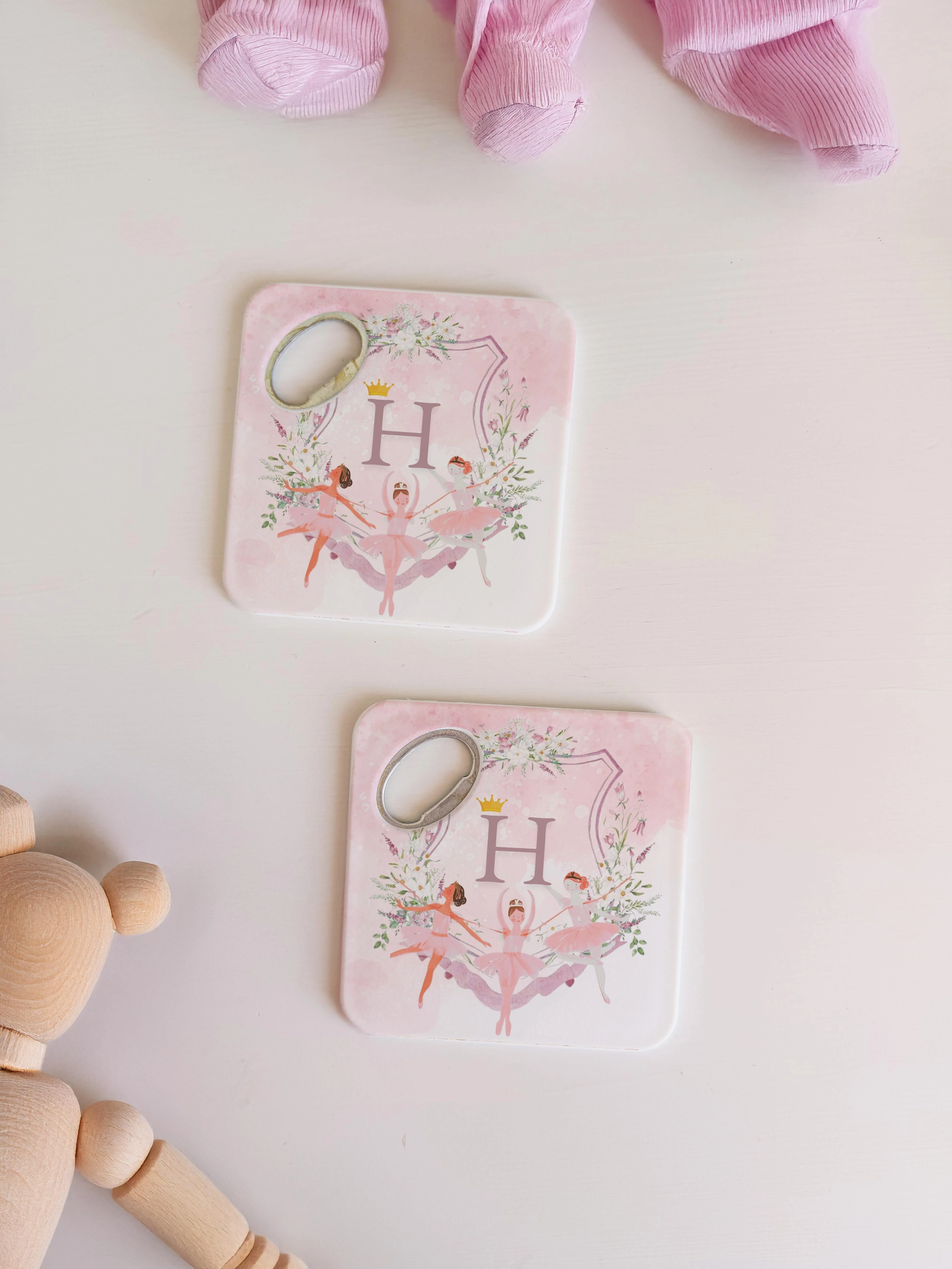Pembe Balerin Temalı Kişiye Özel Magnet Açacak Bardak Altlığı, Doğum Günü Hediyelik, 8x8 cm, 20 Adet