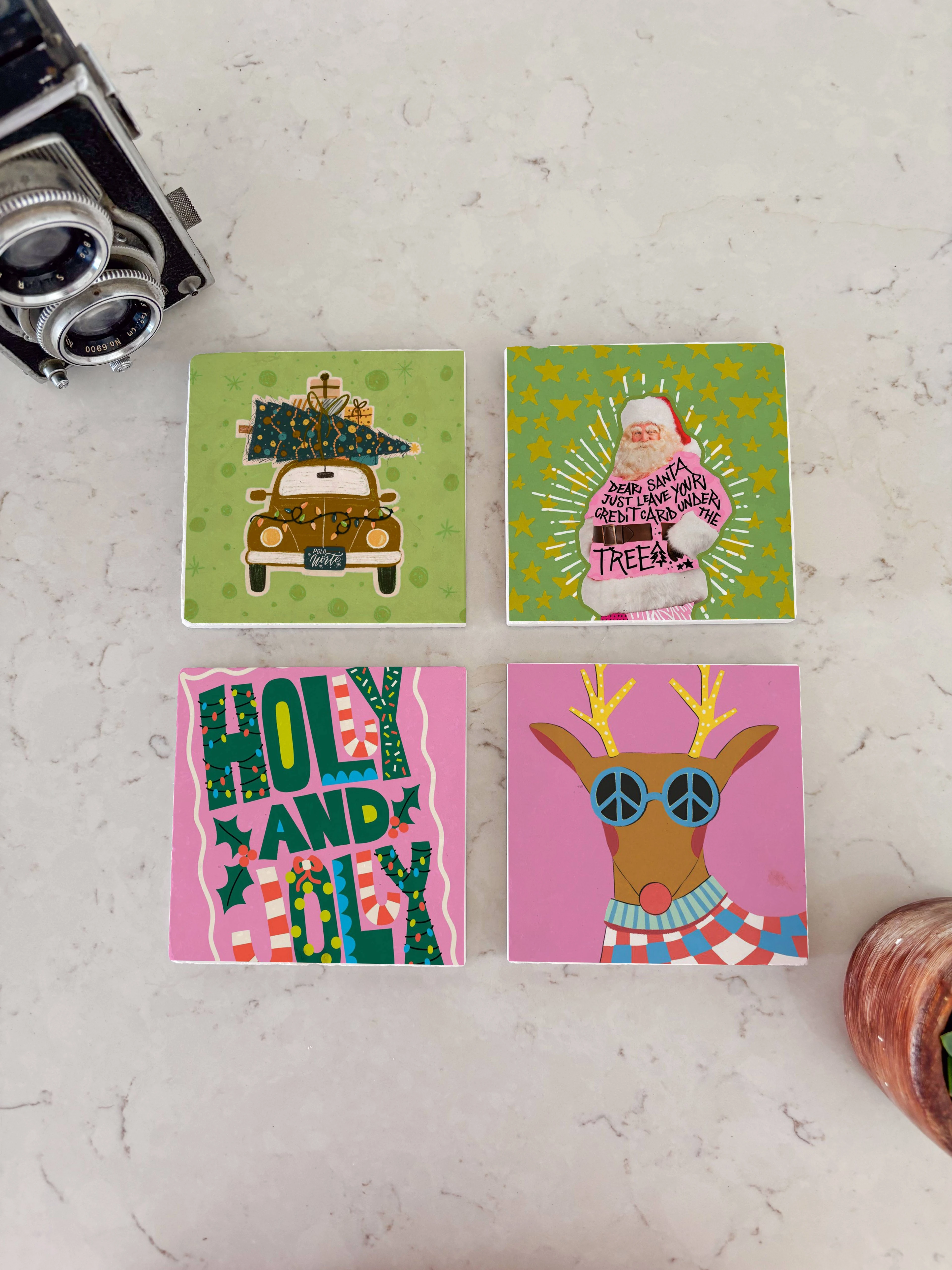 Eğlenceli Noel Baba ve Geyik Temalı Doğal Taş Bardak Altlığı, Renkli Christmas Dekoru, Yılbaşı Hediyesi, 4’lü