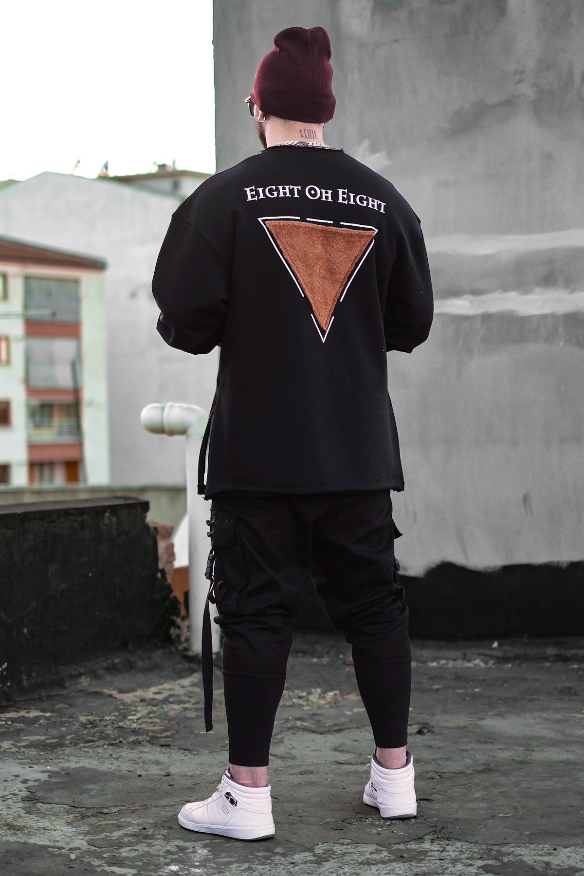 808 “Dopamine” Peluş Detay Fermuar Yırtmaçlı Oversıze Sweatshırt
