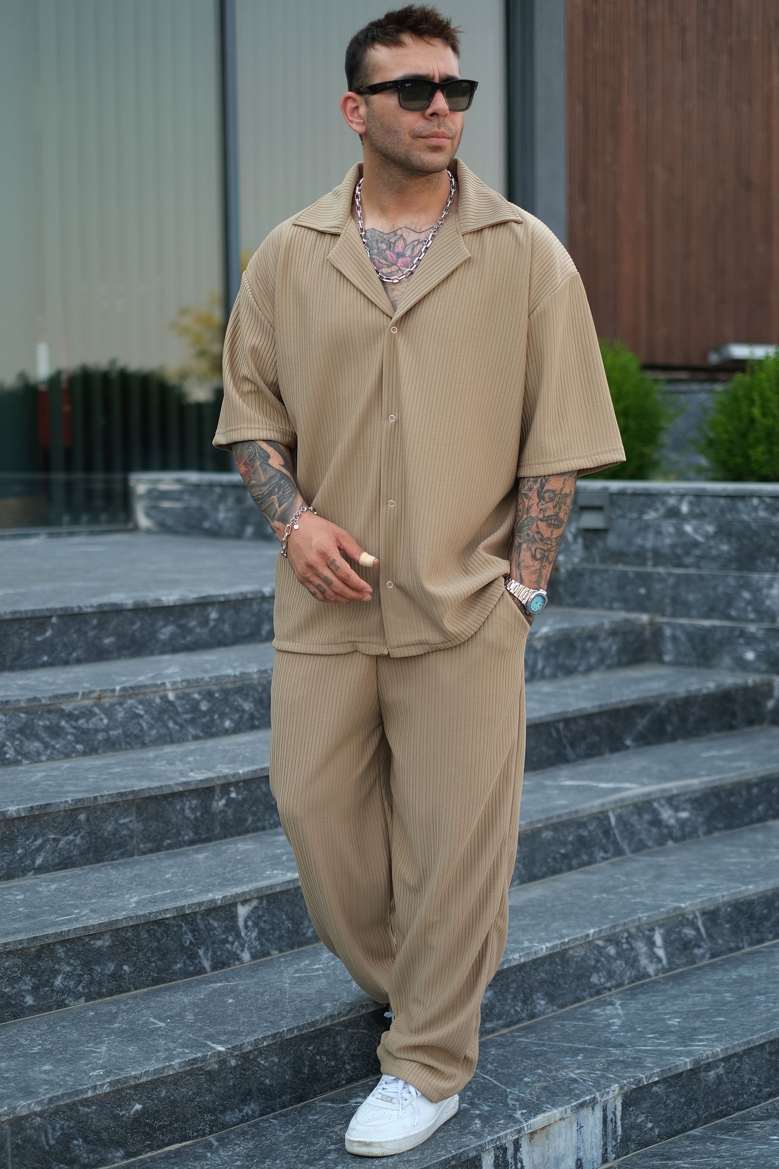 808 Fitil Dokulu Oversize V Yaka Takım (Gömlek - Jogger) - Sütlü Kahve