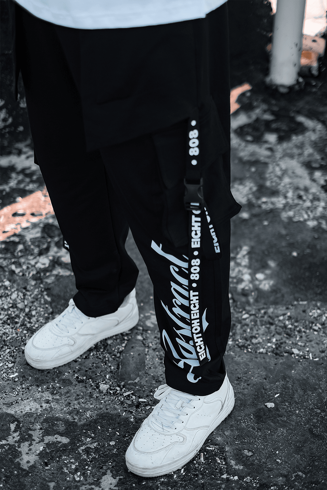 808 Abstract Baskılı Kordon Detay Yarasa Cep Jogger