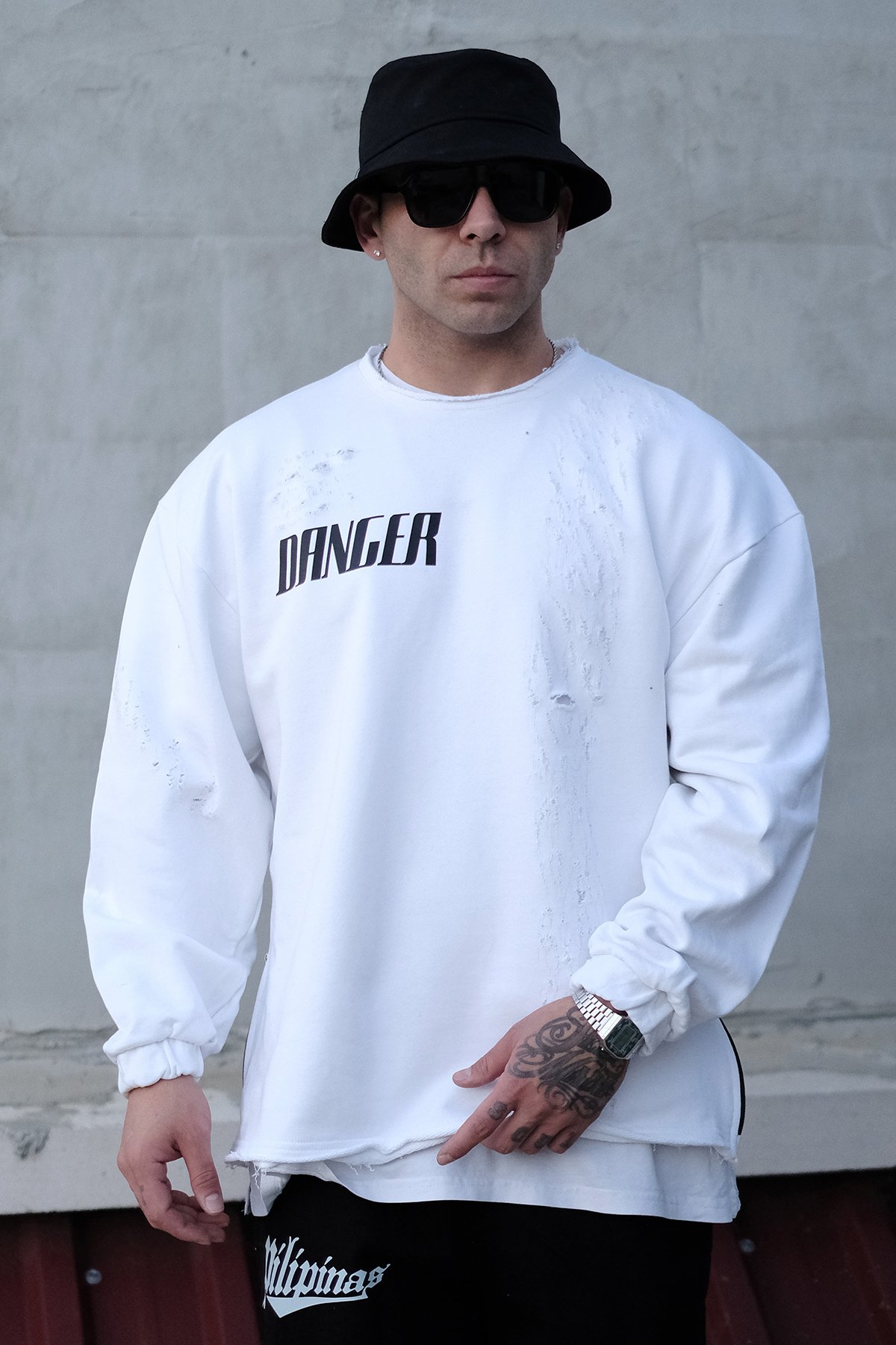 808 Yırtık Detay Göğüs Baskılı Danger Fermuar Yırtmaç Oversize Sweatshirt 