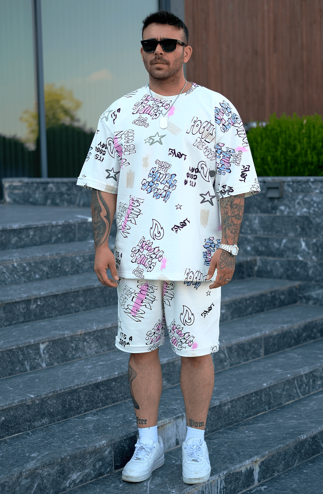 808 Karışık Graffiti Desen Tok Oversize Tişört