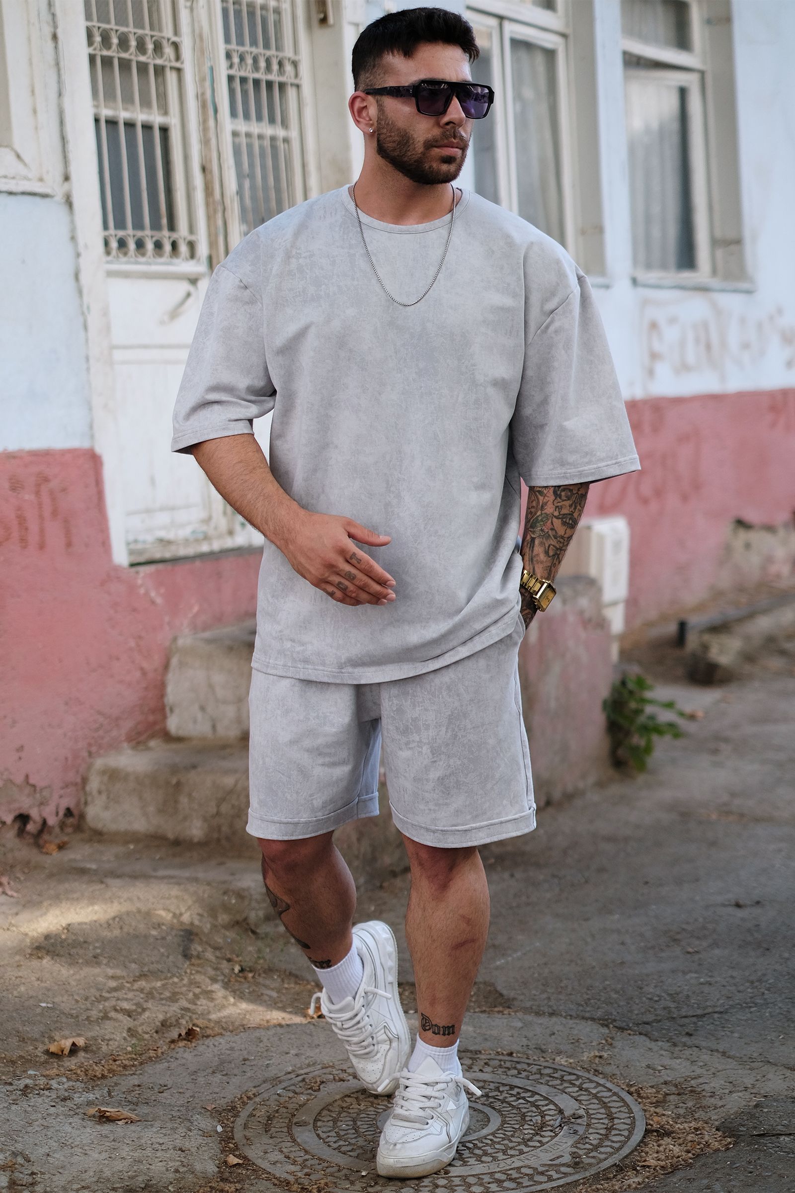 808 Eskitme Efektli Oversize Tişört