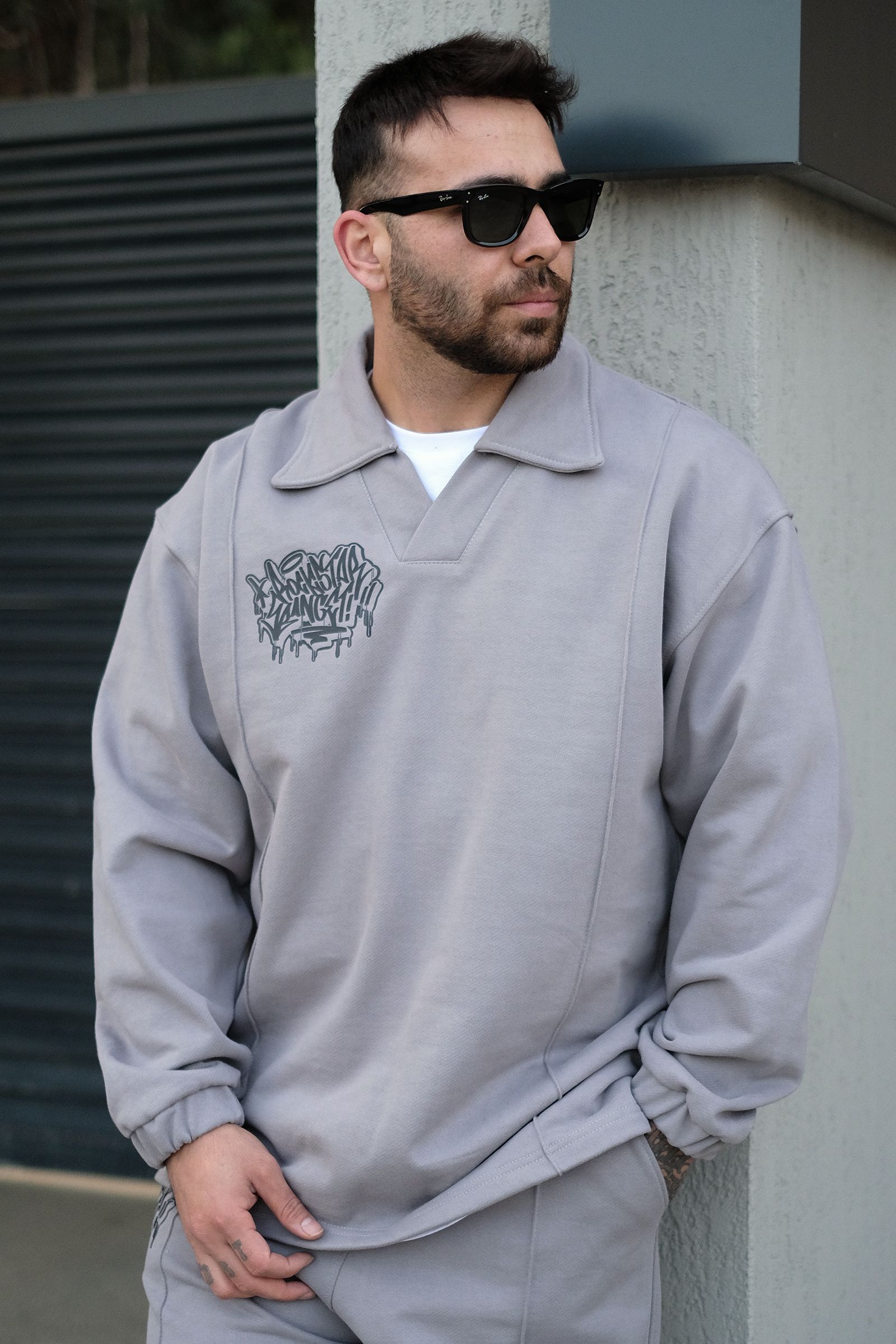 808 Grafiti Baskılı Özel Tasarım Yakalı Sweatshirt