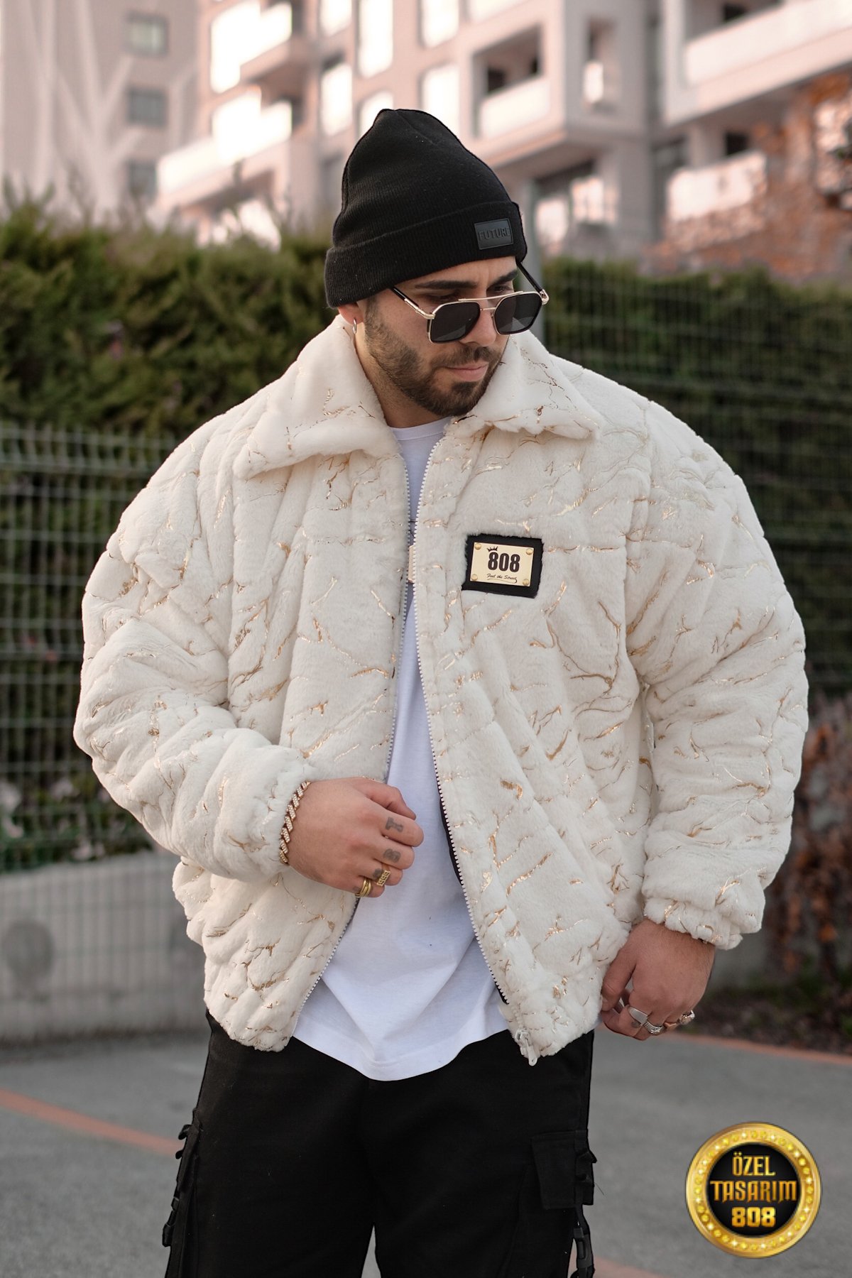 808 Gold Varak Detay Peluş Oversize Dolgulu Mont - Ekru