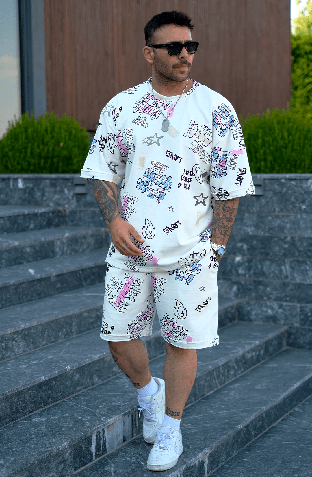 808 Karışık Graffiti Desen Tok Oversize Tişört