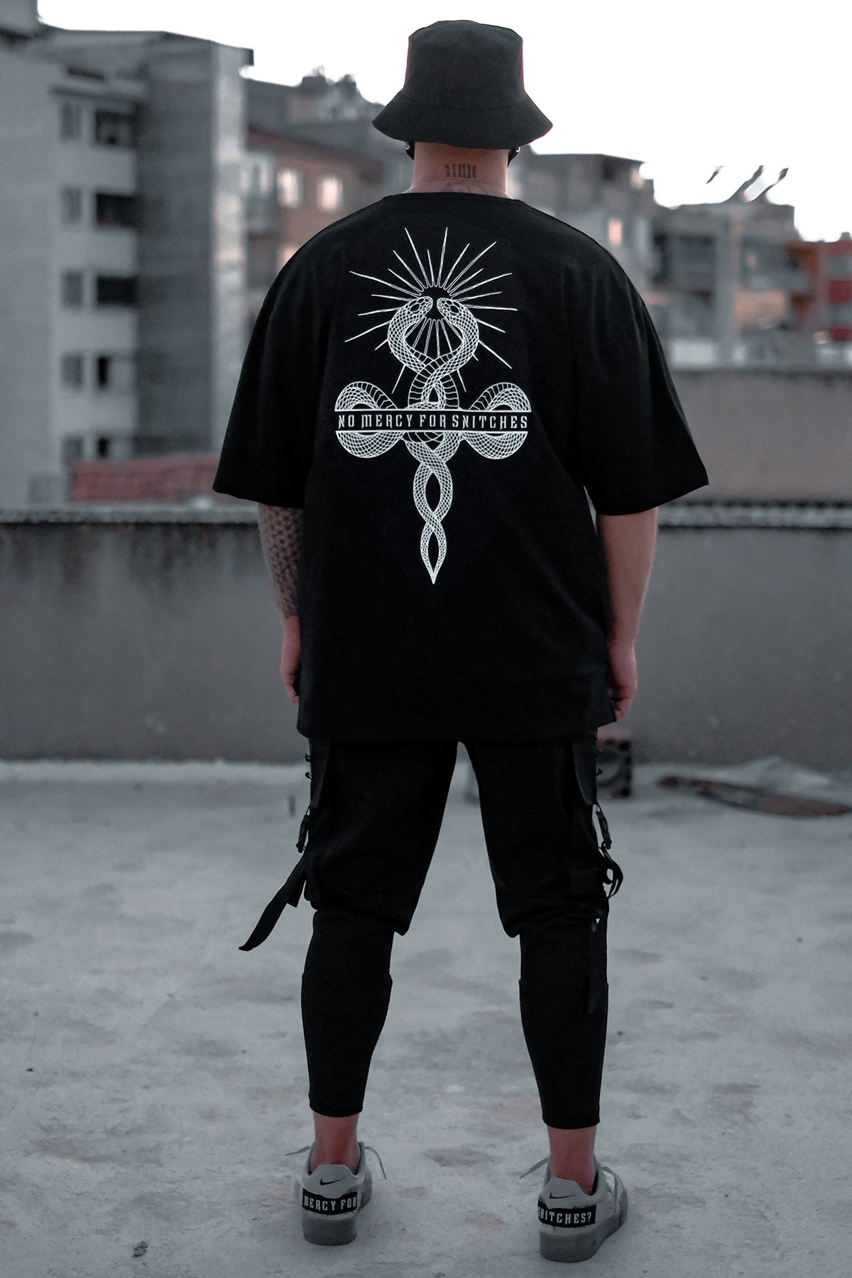 808 '' No Mercy'' Baskılı Oversize Tişört